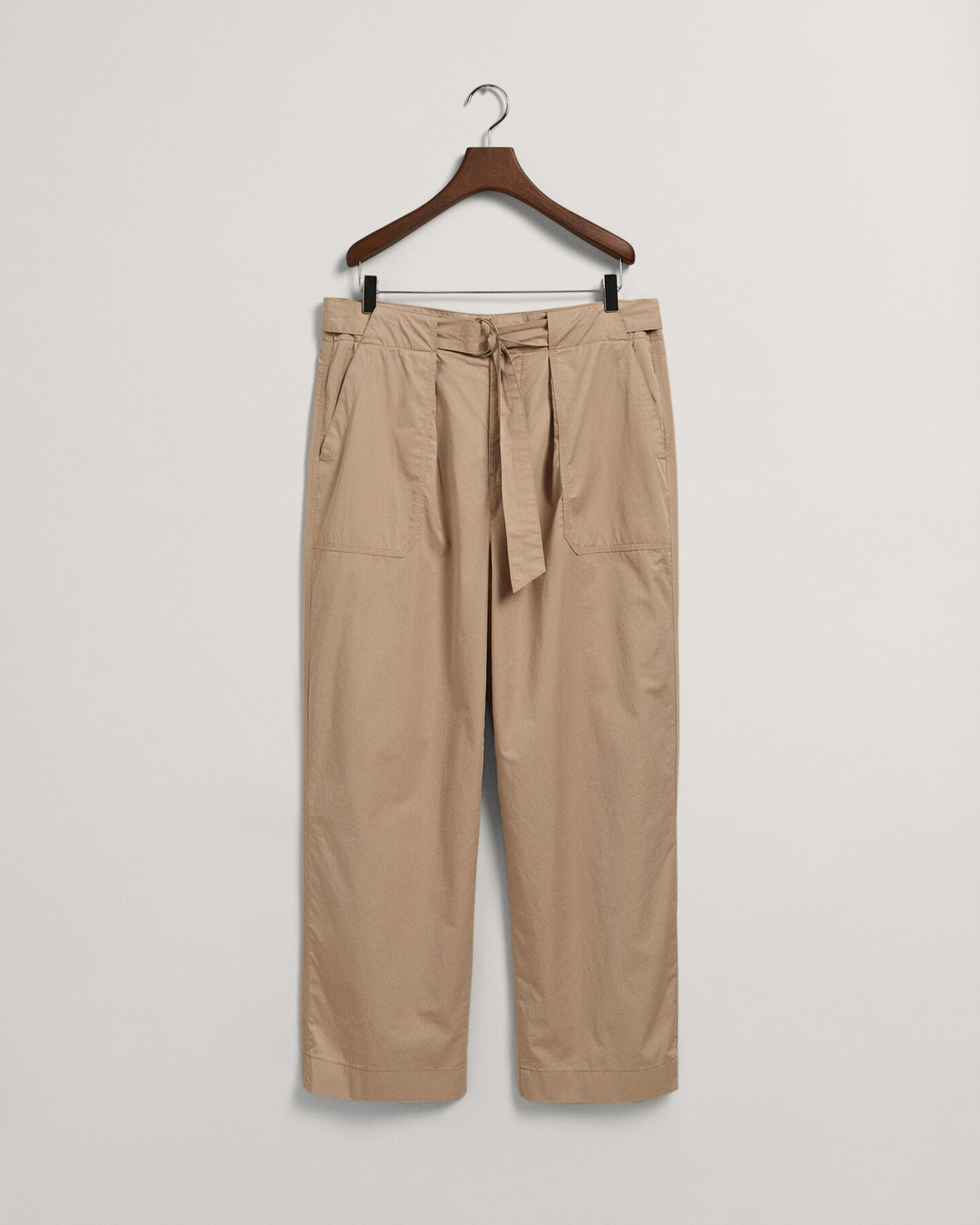 Pantalon en popeline de coton avec ceinture