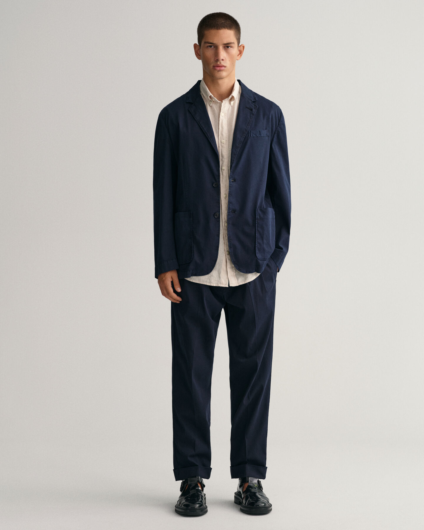 Chemise regular fit en lin &agrave; rayures et manches courtes