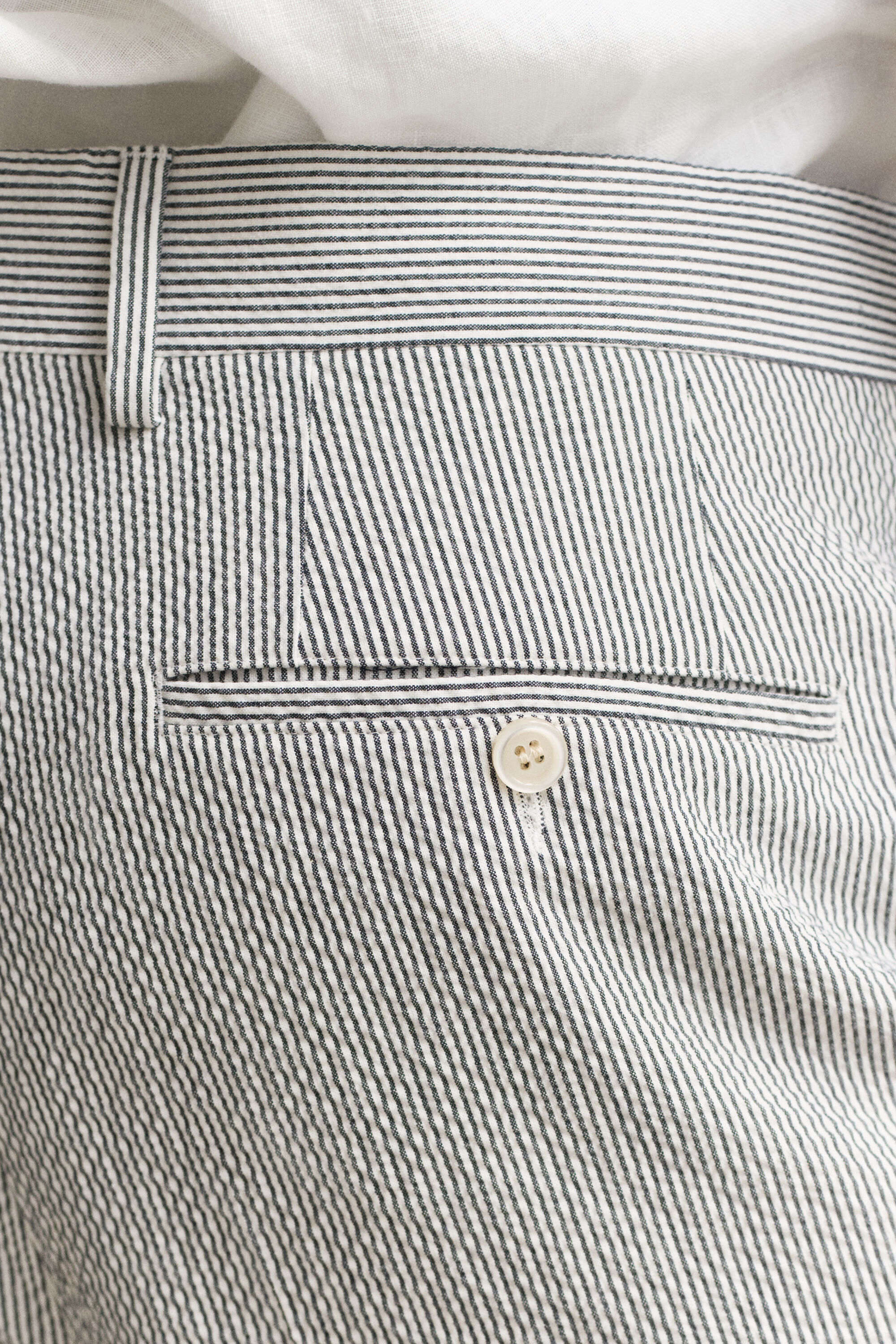 Pantalon de costume en seersucker