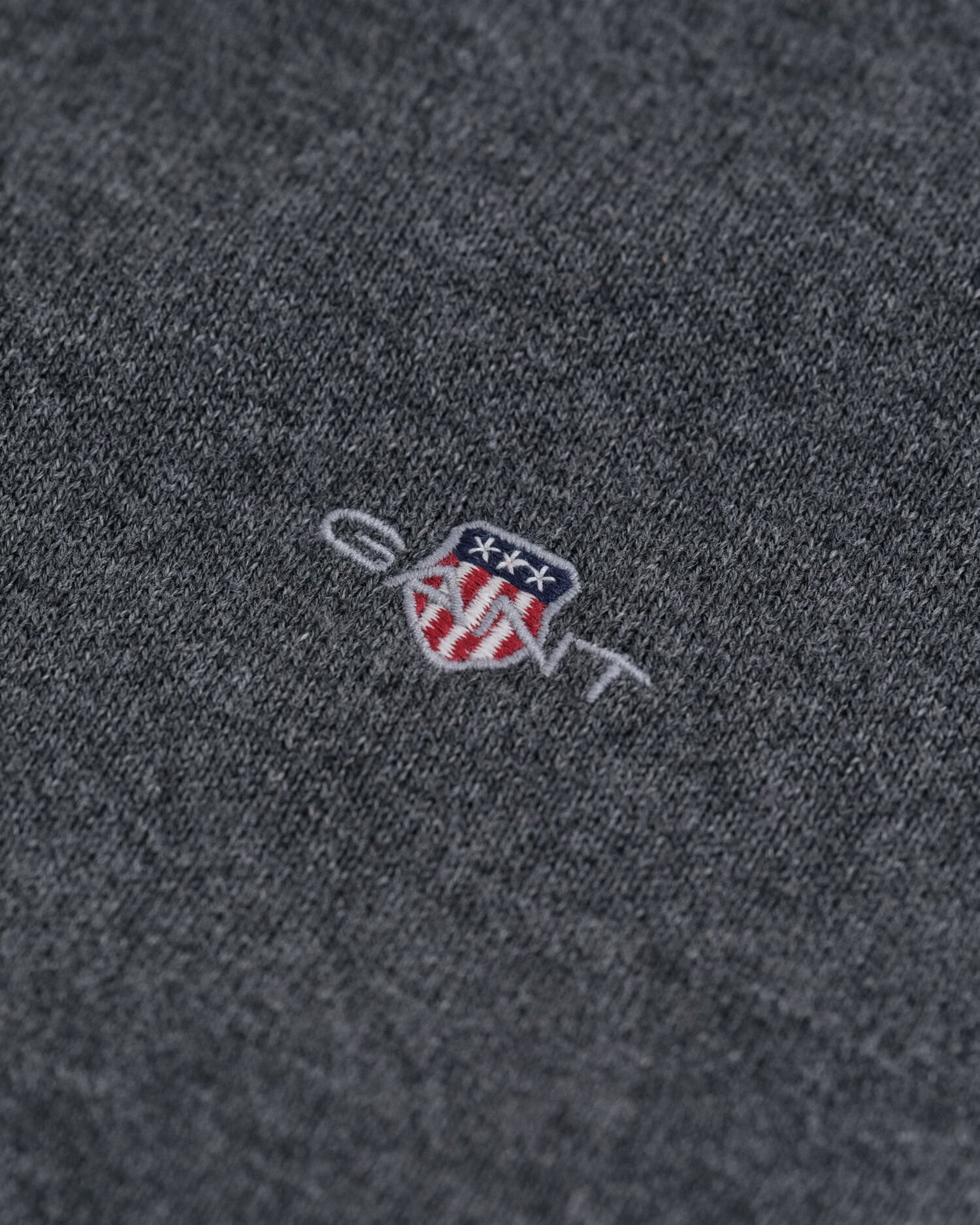 Pull col roulé en coton et laine