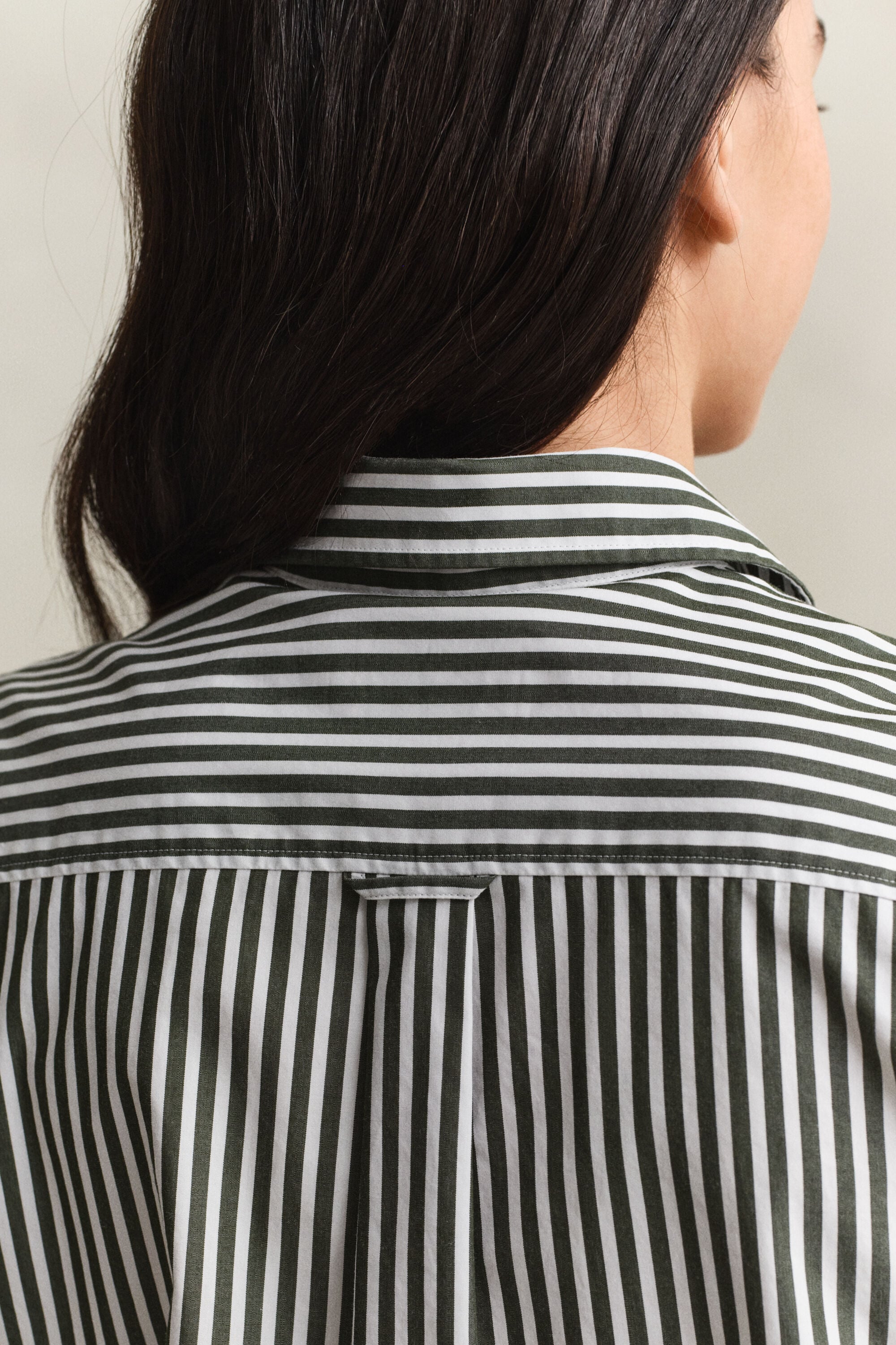 Chemise classique coupe regular en popeline à rayures