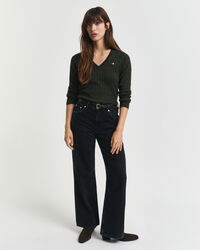 Pull col V en maille de coton stretch à torsades