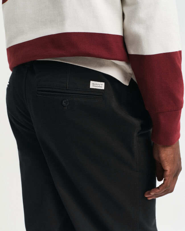 Pantalon chino coupe décontractée en sergé de coton