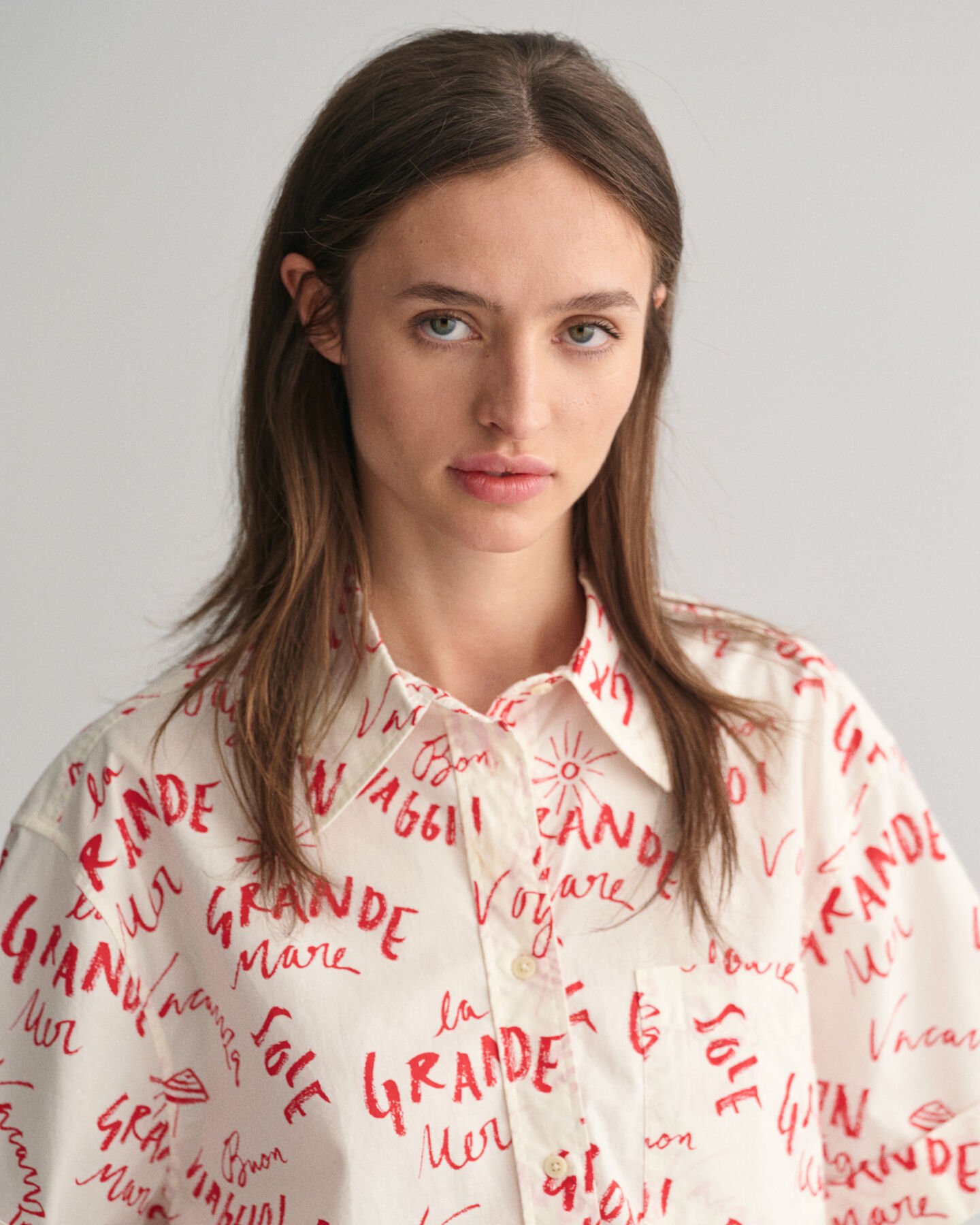 Chemise relaxed fit &agrave; manches courtes avec texte imprim&eacute;