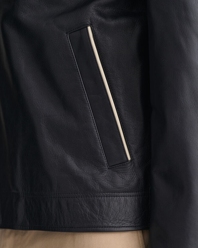 Veste courte en cuir