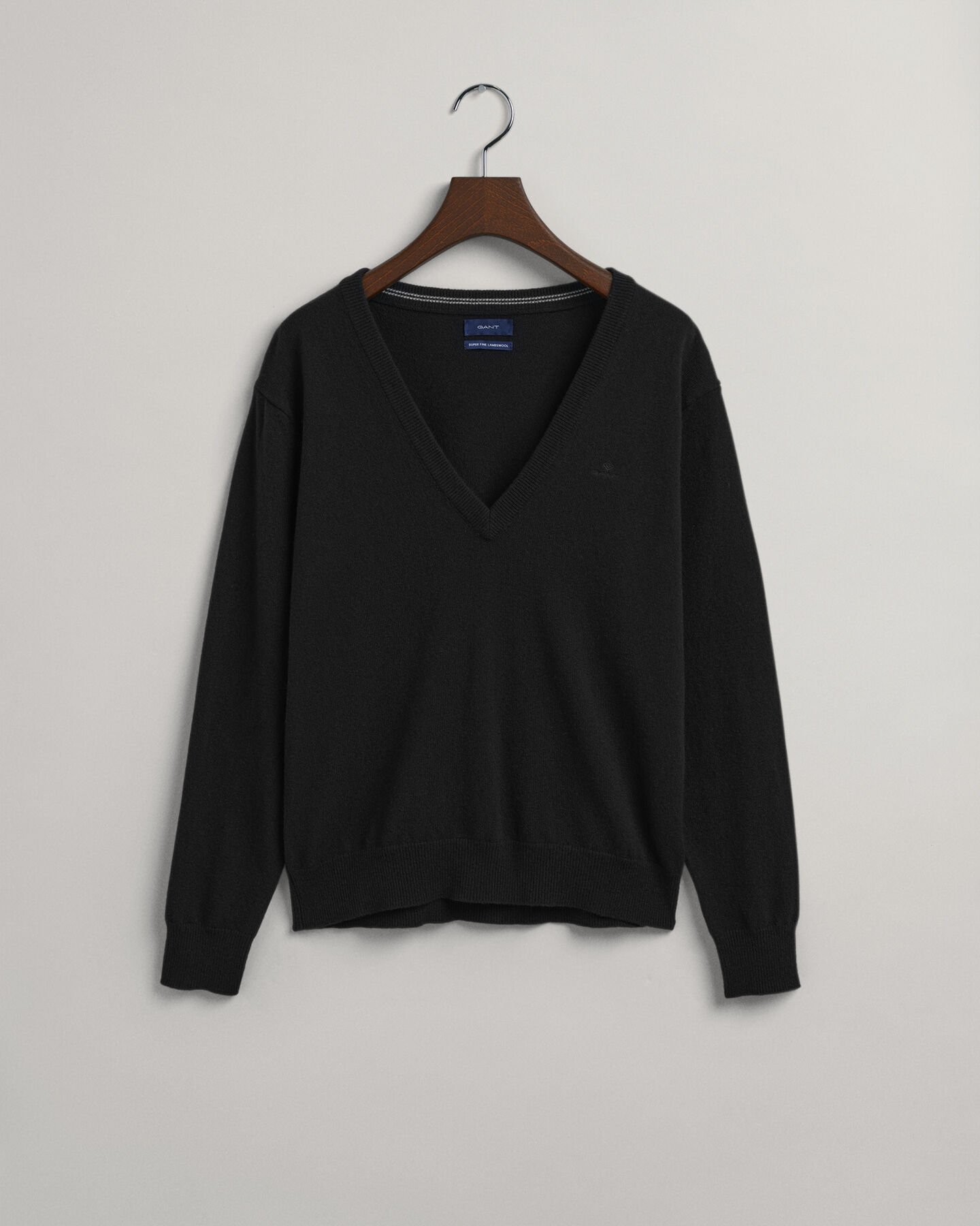 Pull col V en laine d'agneau ultrafine