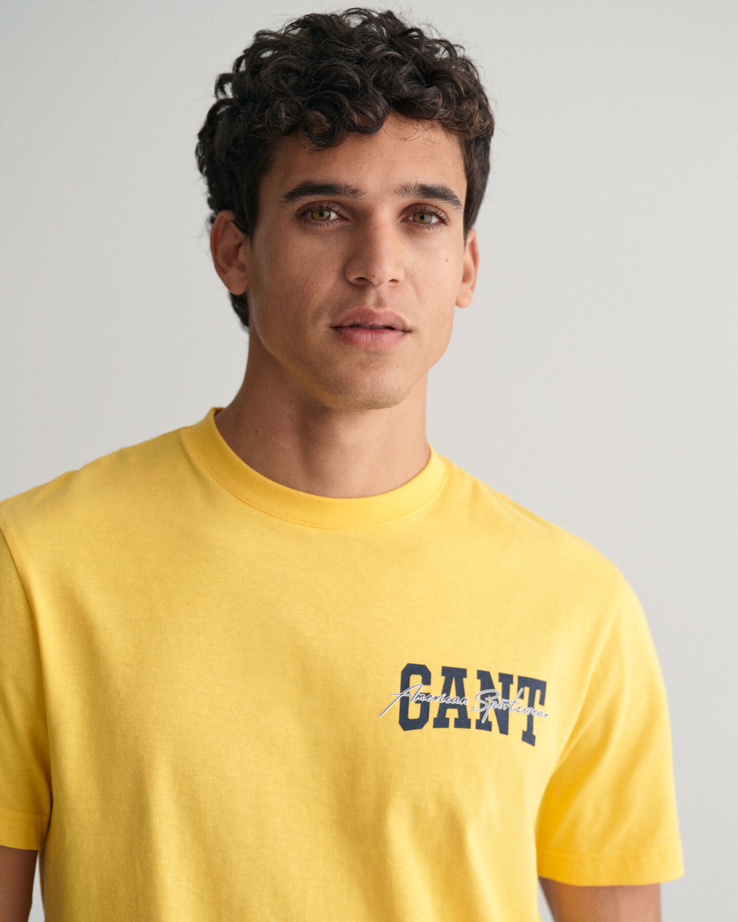 T-shirt GANT Arch Script Graphic