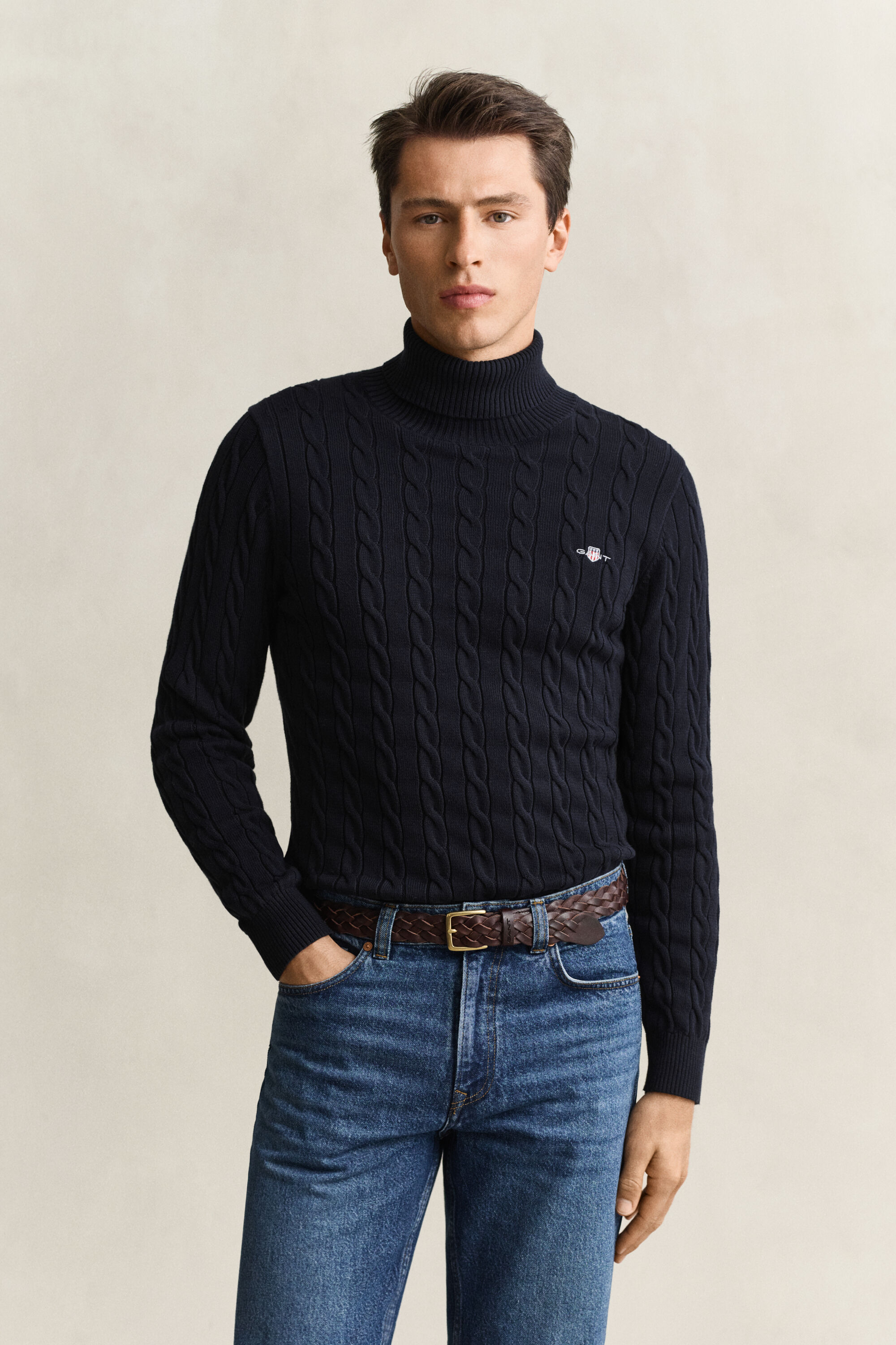Pull col roulé en maille torsadée de coton