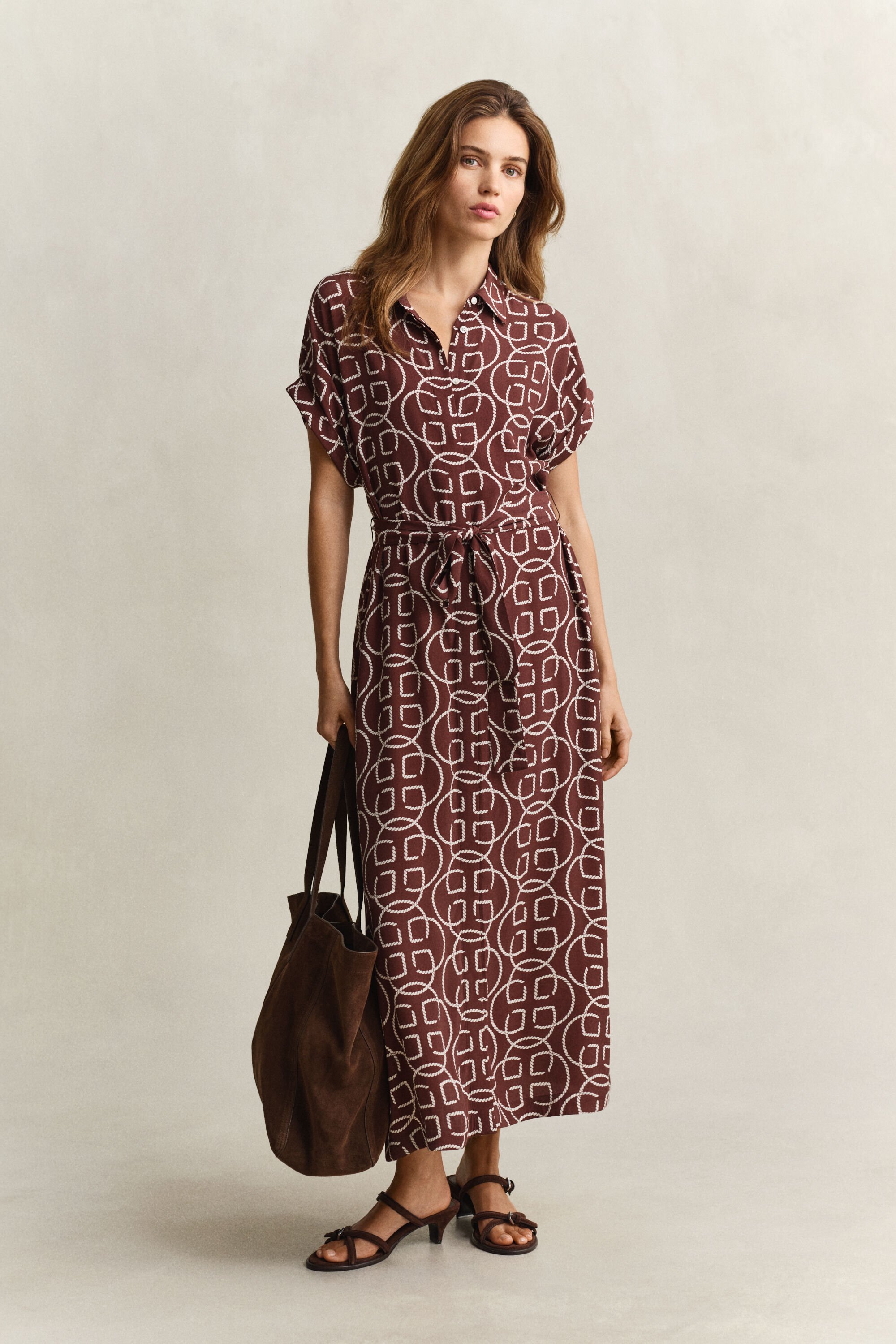 Robe à mancherons monogramme