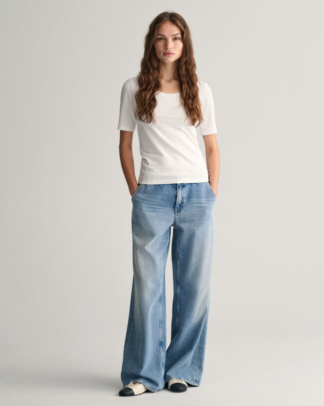 Haut &agrave; encolure d&eacute;gag&eacute;e