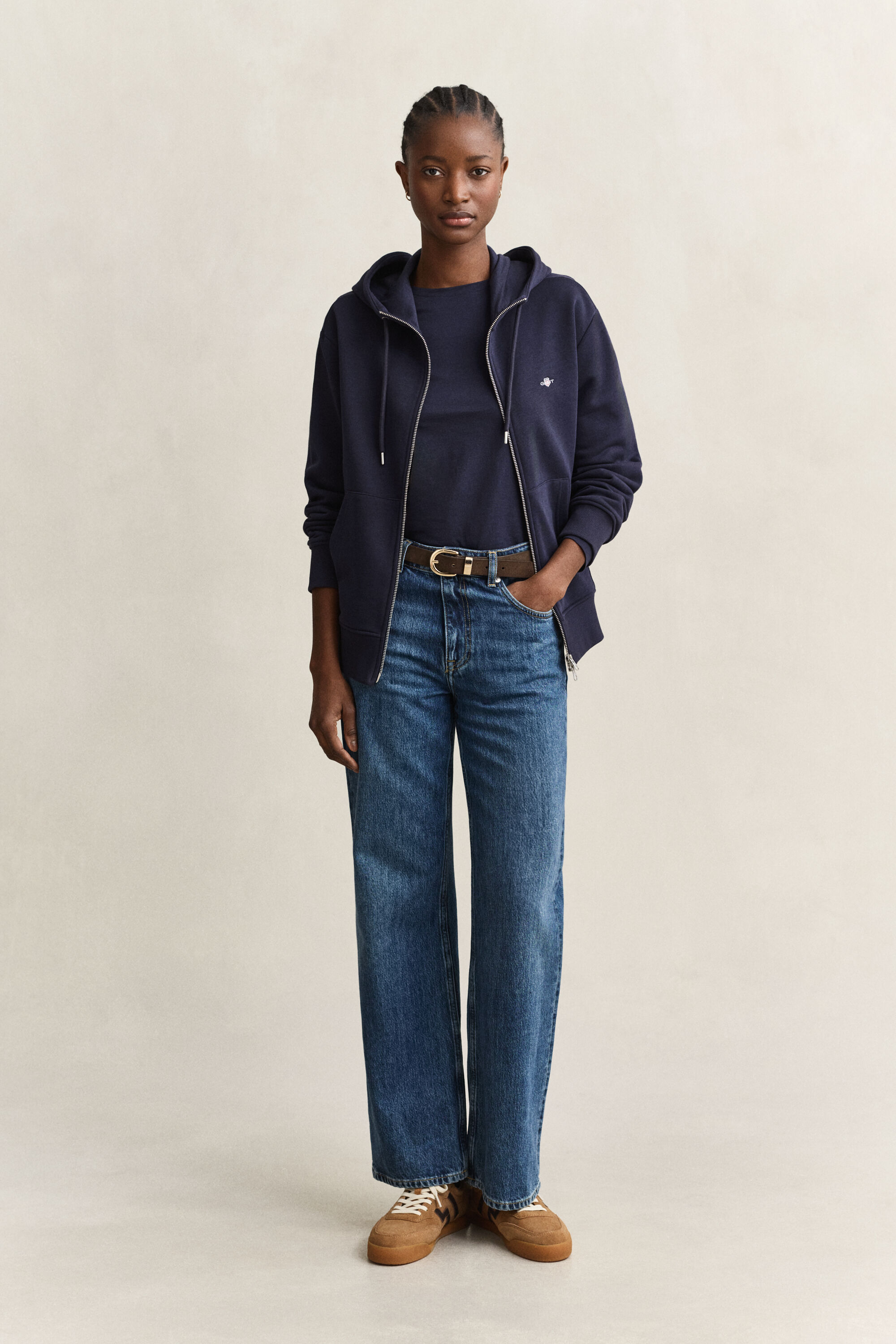 Sweat à capuche zippé avec écusson