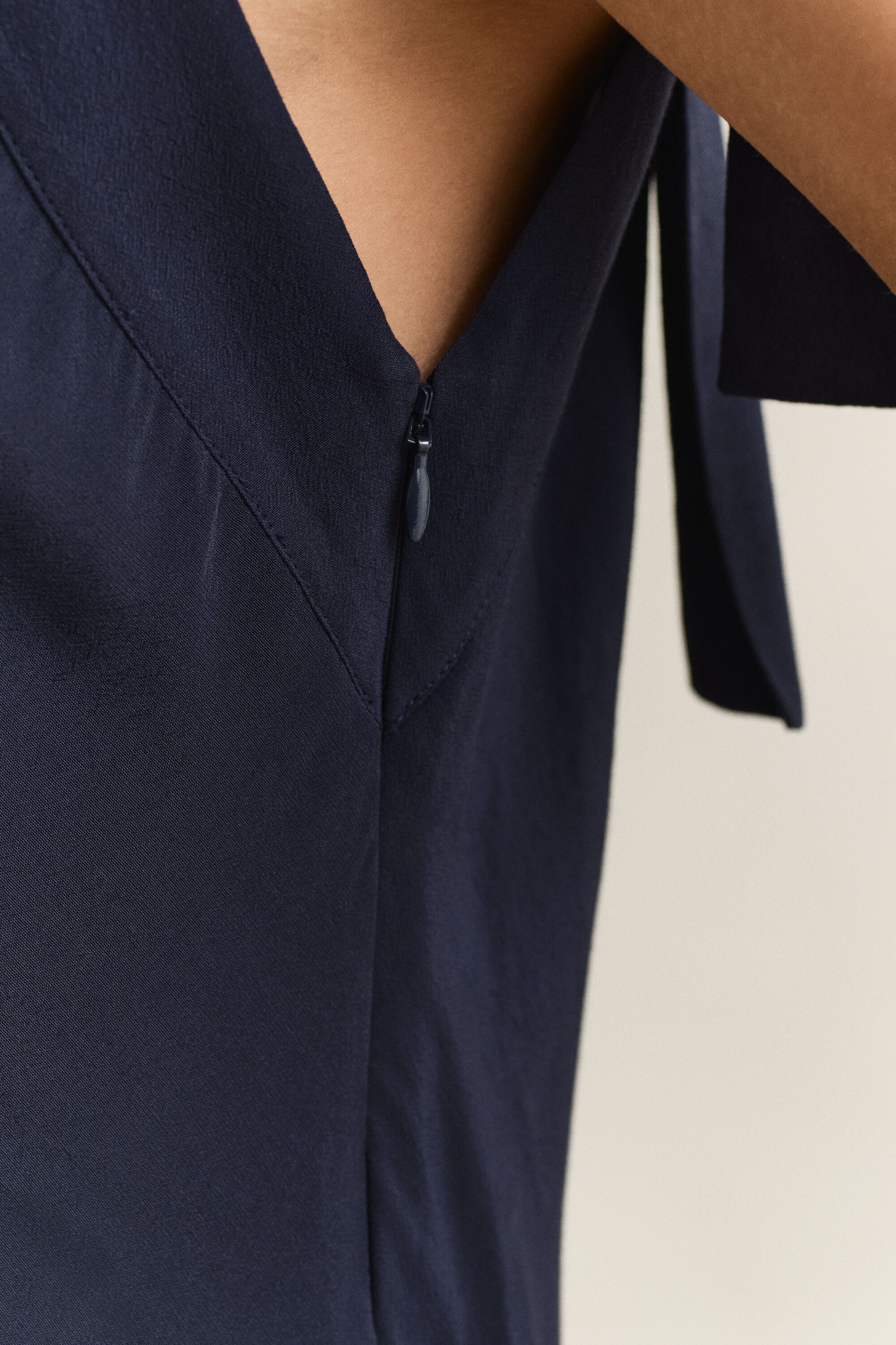 Robe nuisette coupée dans le biais