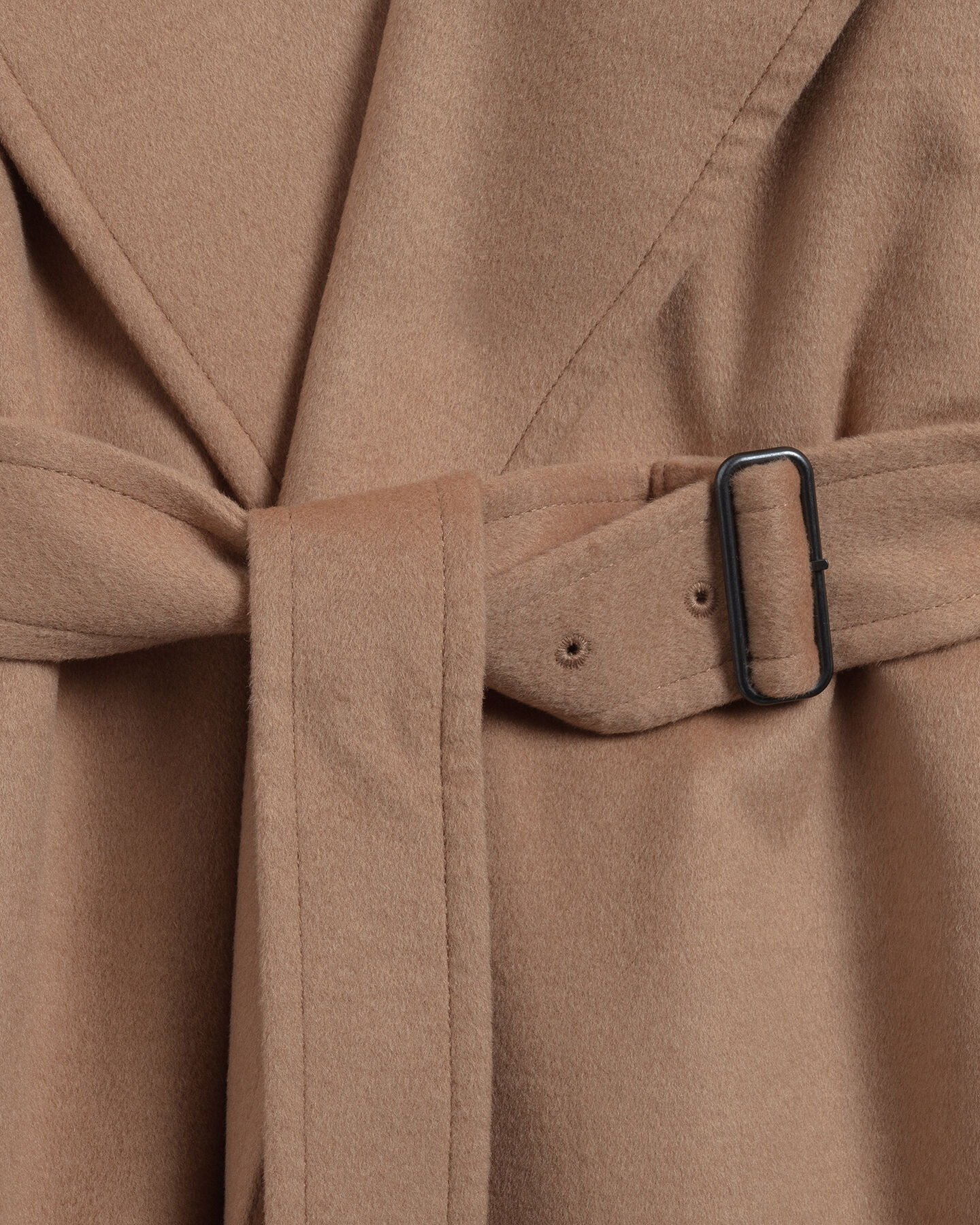 Manteau en laine m&eacute;lang&eacute;e &agrave; ceinture