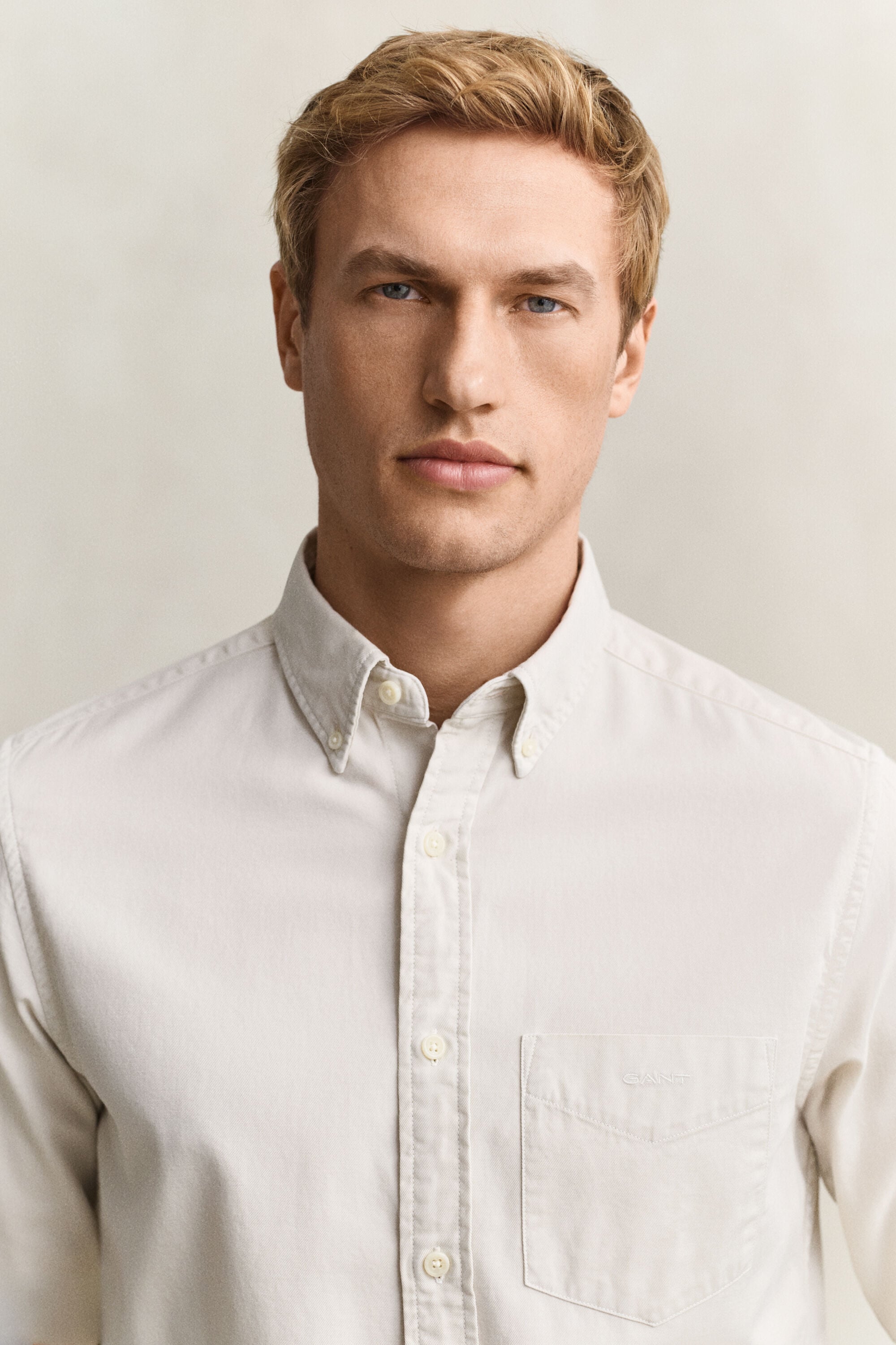 Chemise coupe regular en sergé