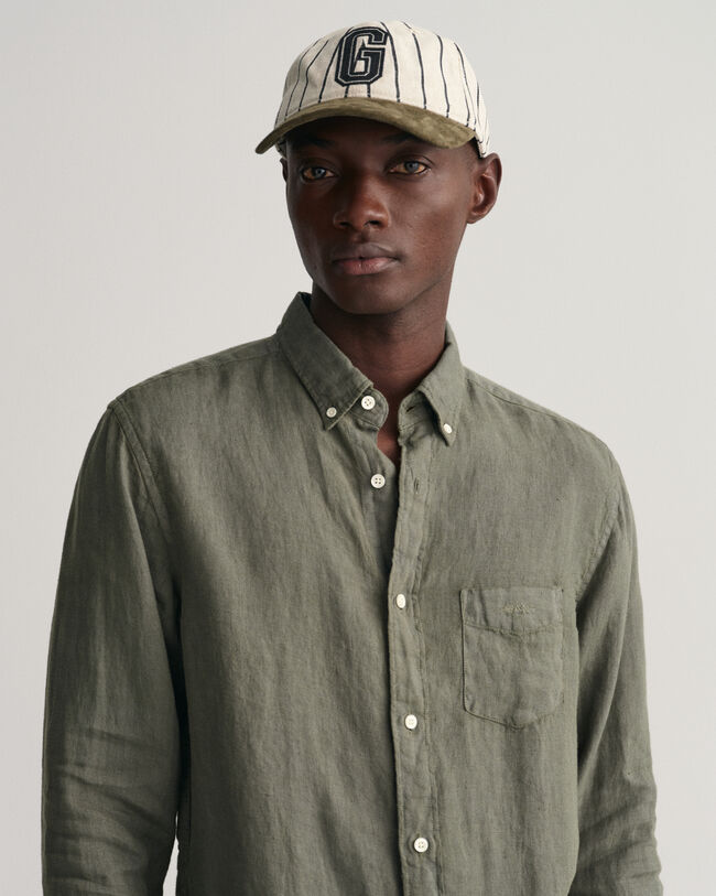 Chemise regular fit en lin teint en pi&egrave;ce