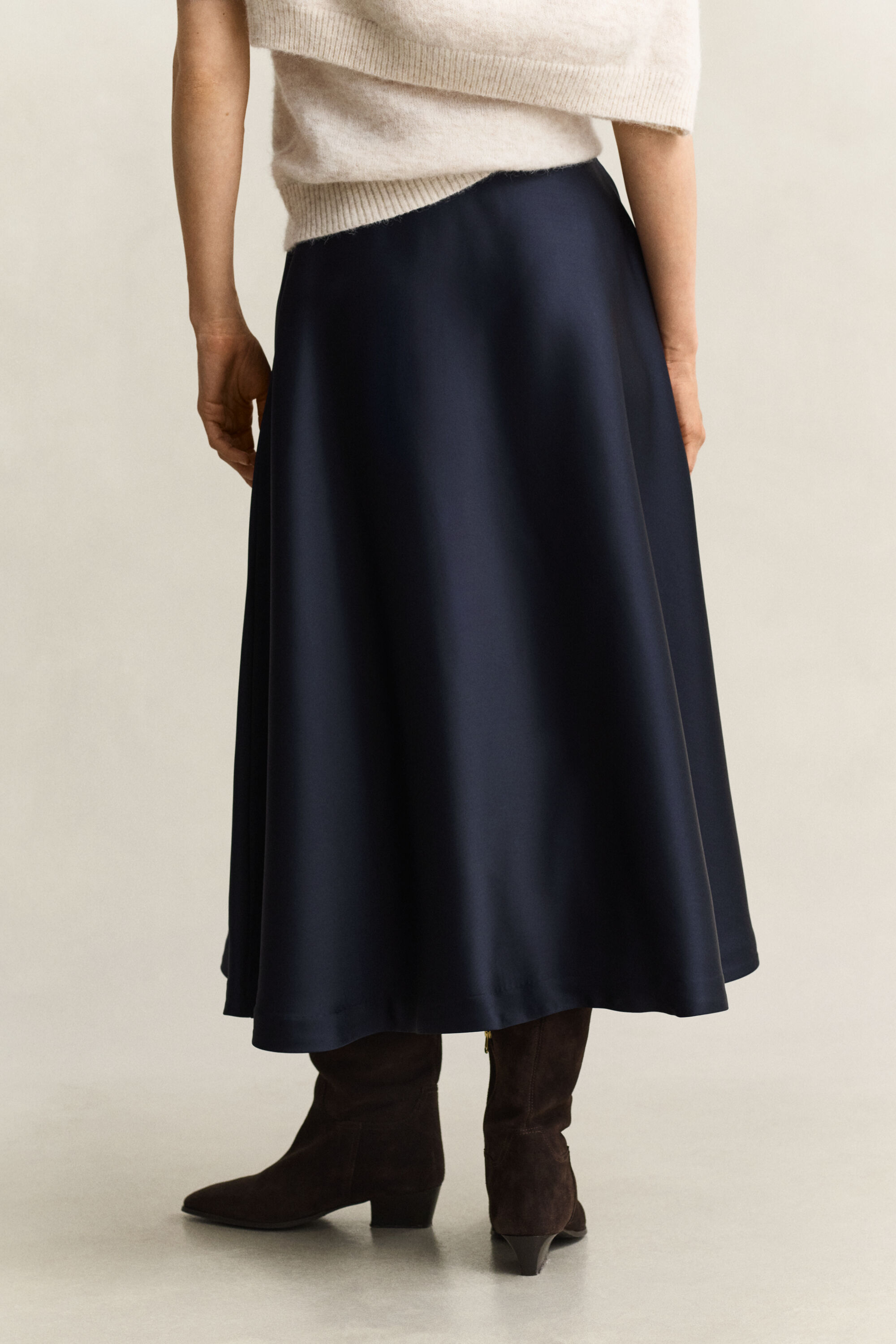 Jupe ample en satin