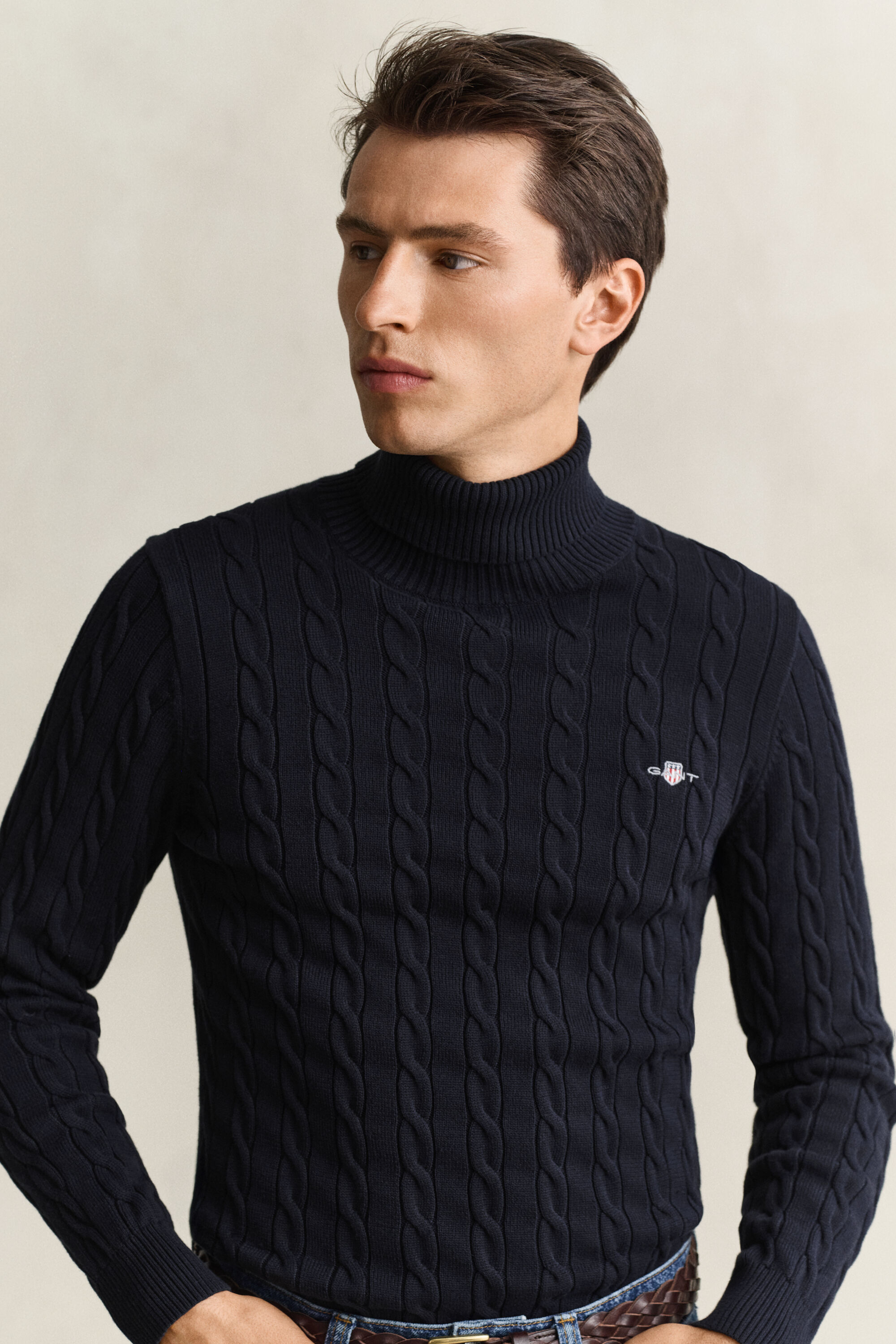 Pull col roulé en maille torsadée de coton