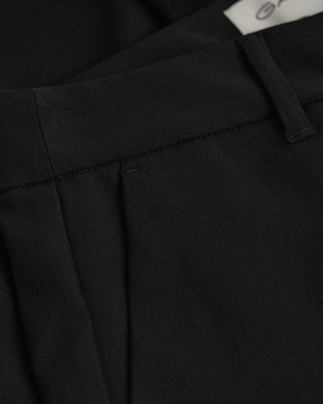 Pantalon habillé coupe slim fluide