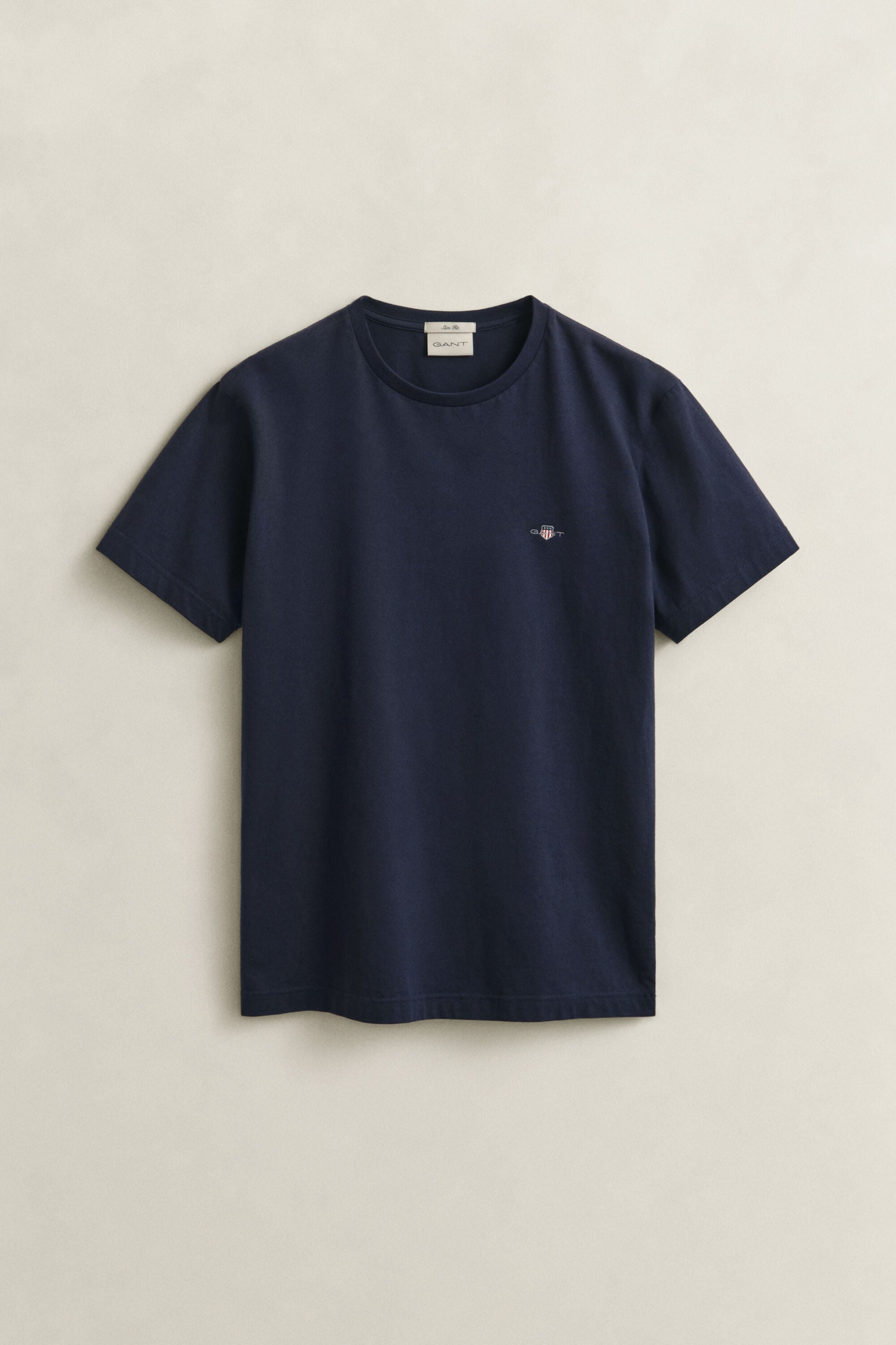 T-shirt ajusté avec écusson