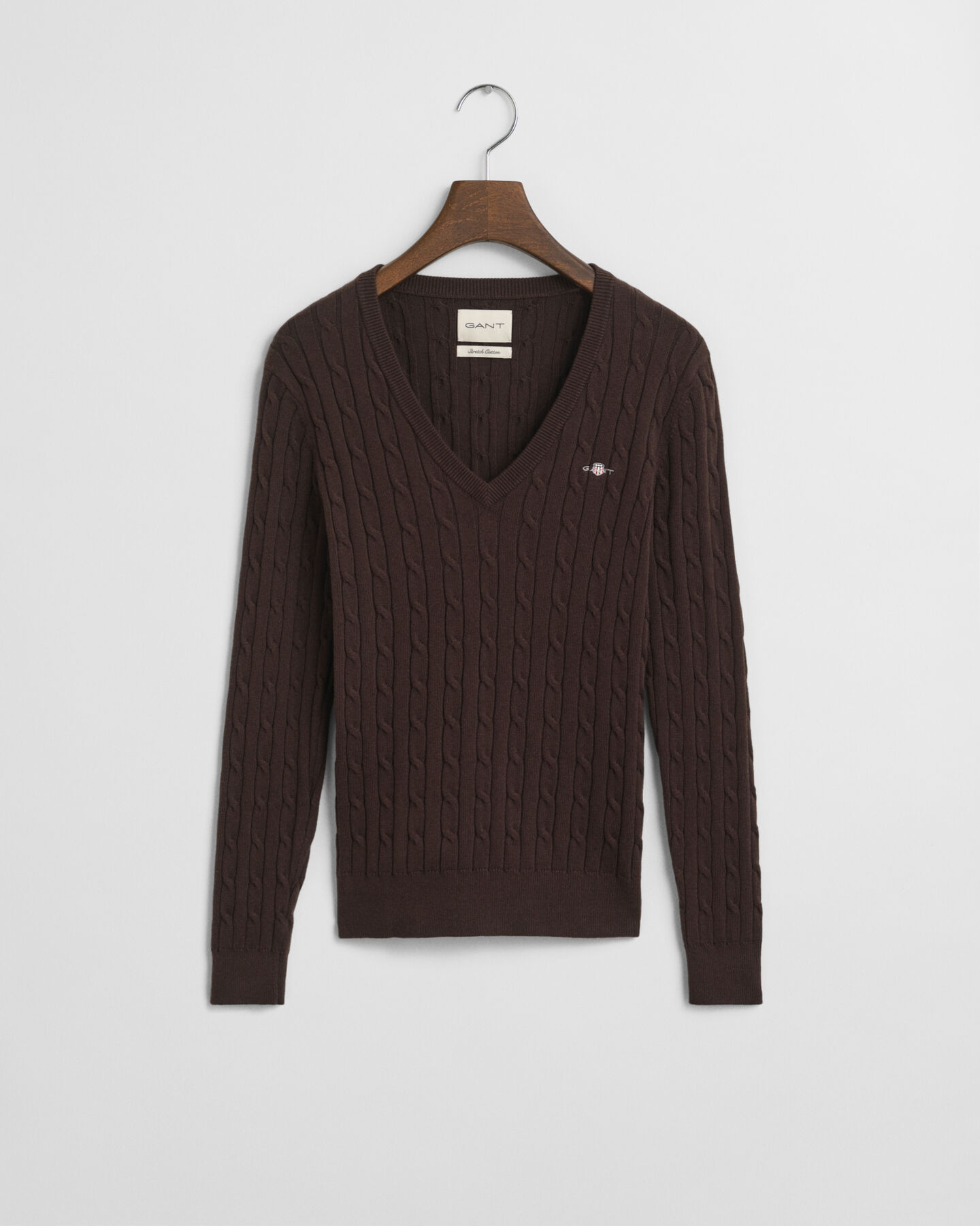 Pull col V en maille de coton stretch à torsades