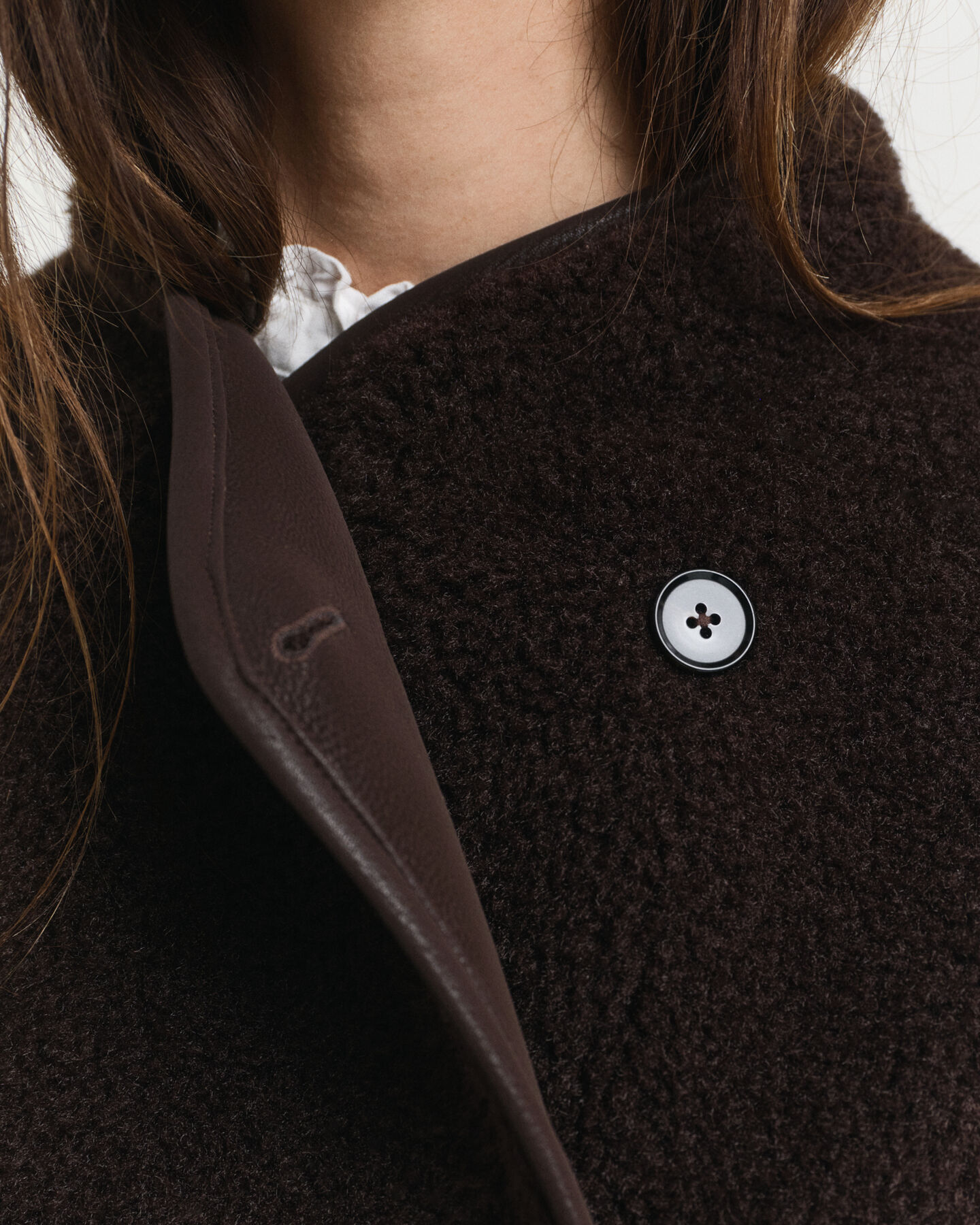 Veste en peau lainée synthétique