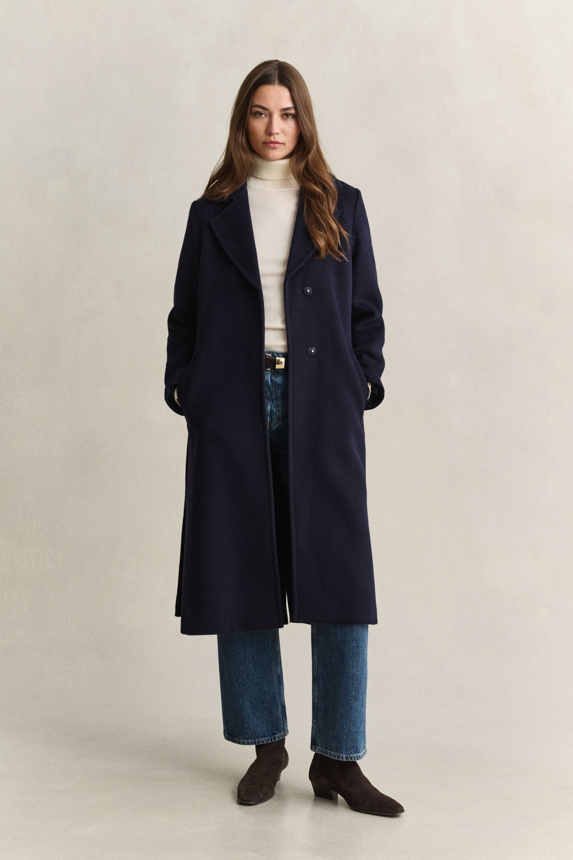 Manteau en laine mélangée avec ceinture