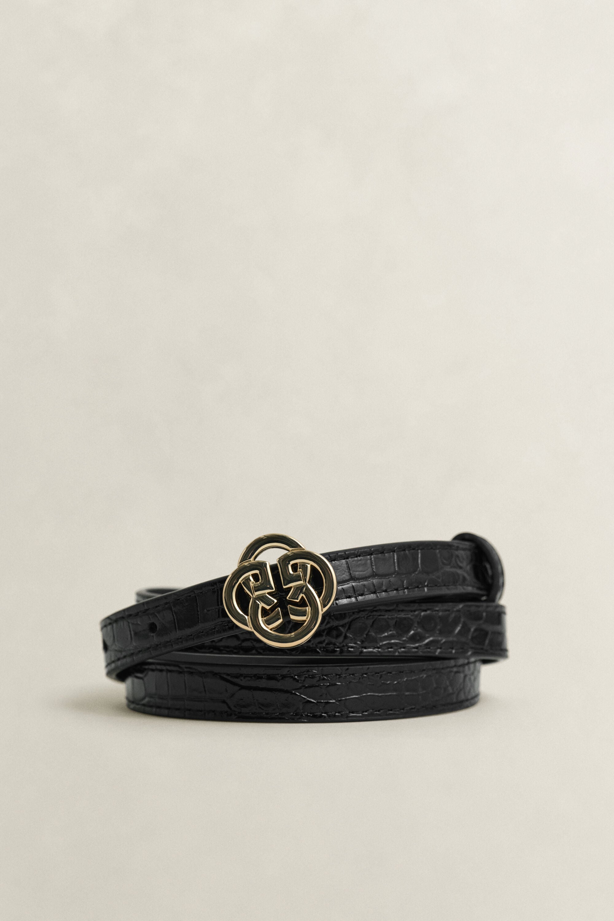 Ceinture imitation crocodile avec monogramme