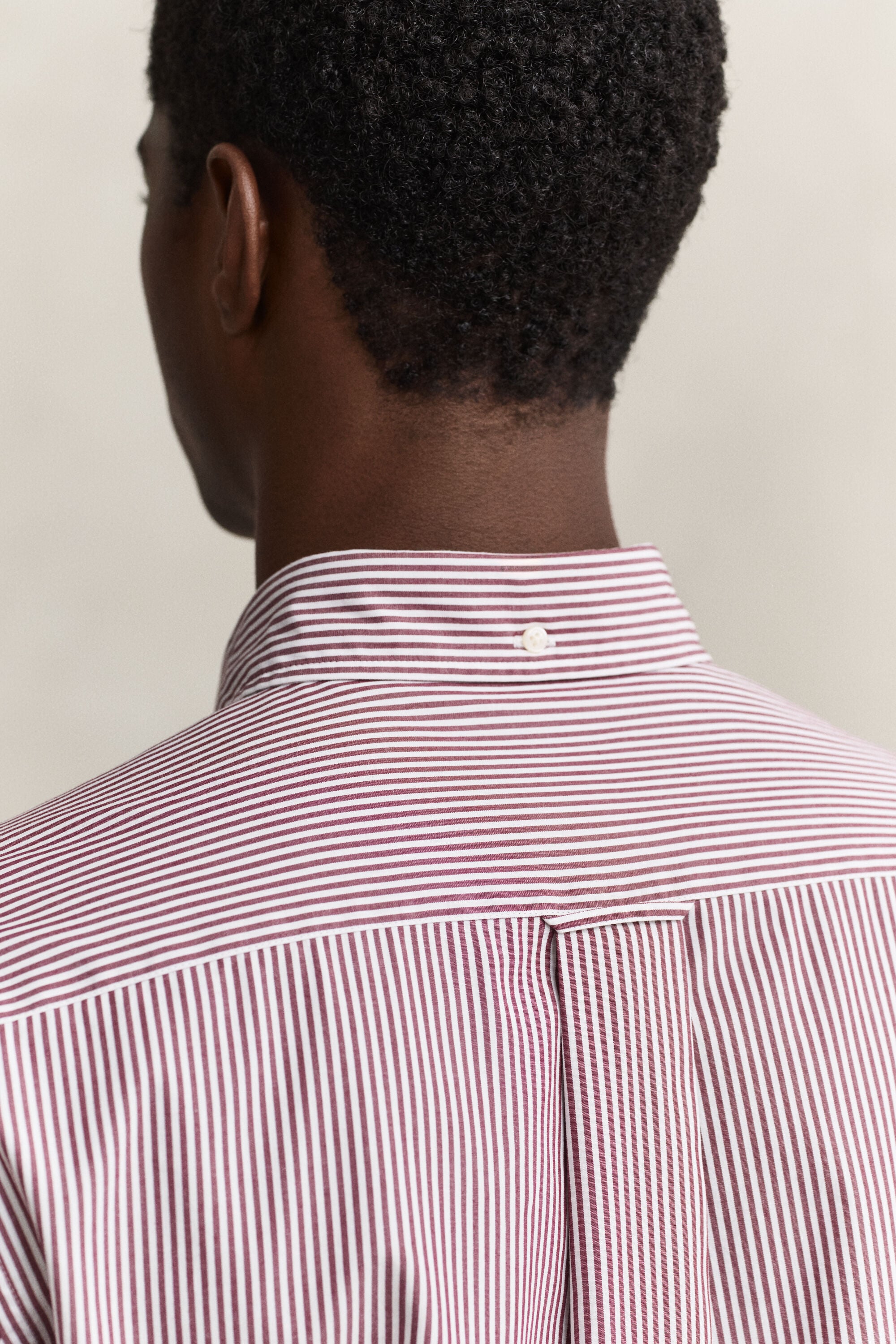 Chemise regular en popeline à rayures classique