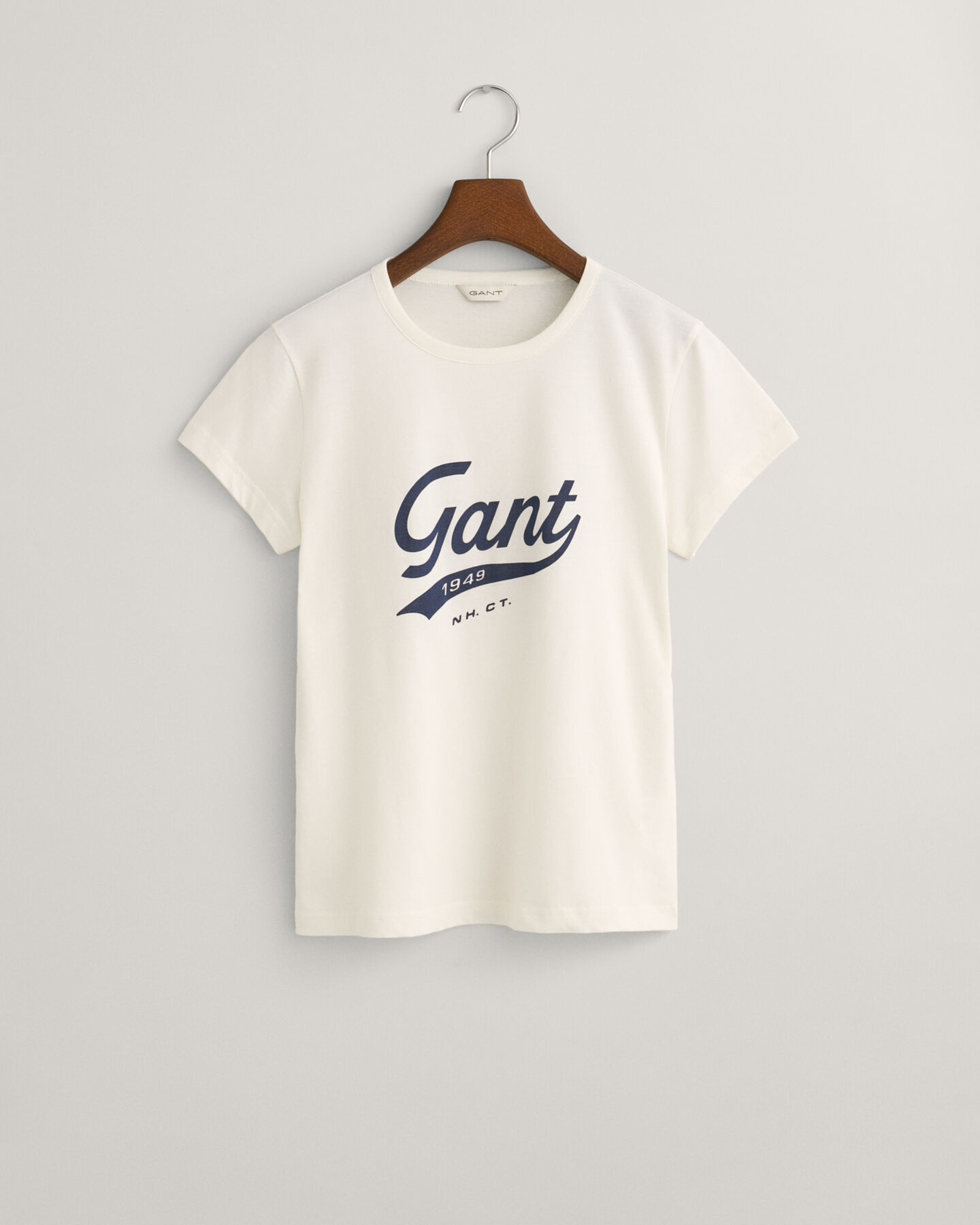 T-shirt Script Graphic