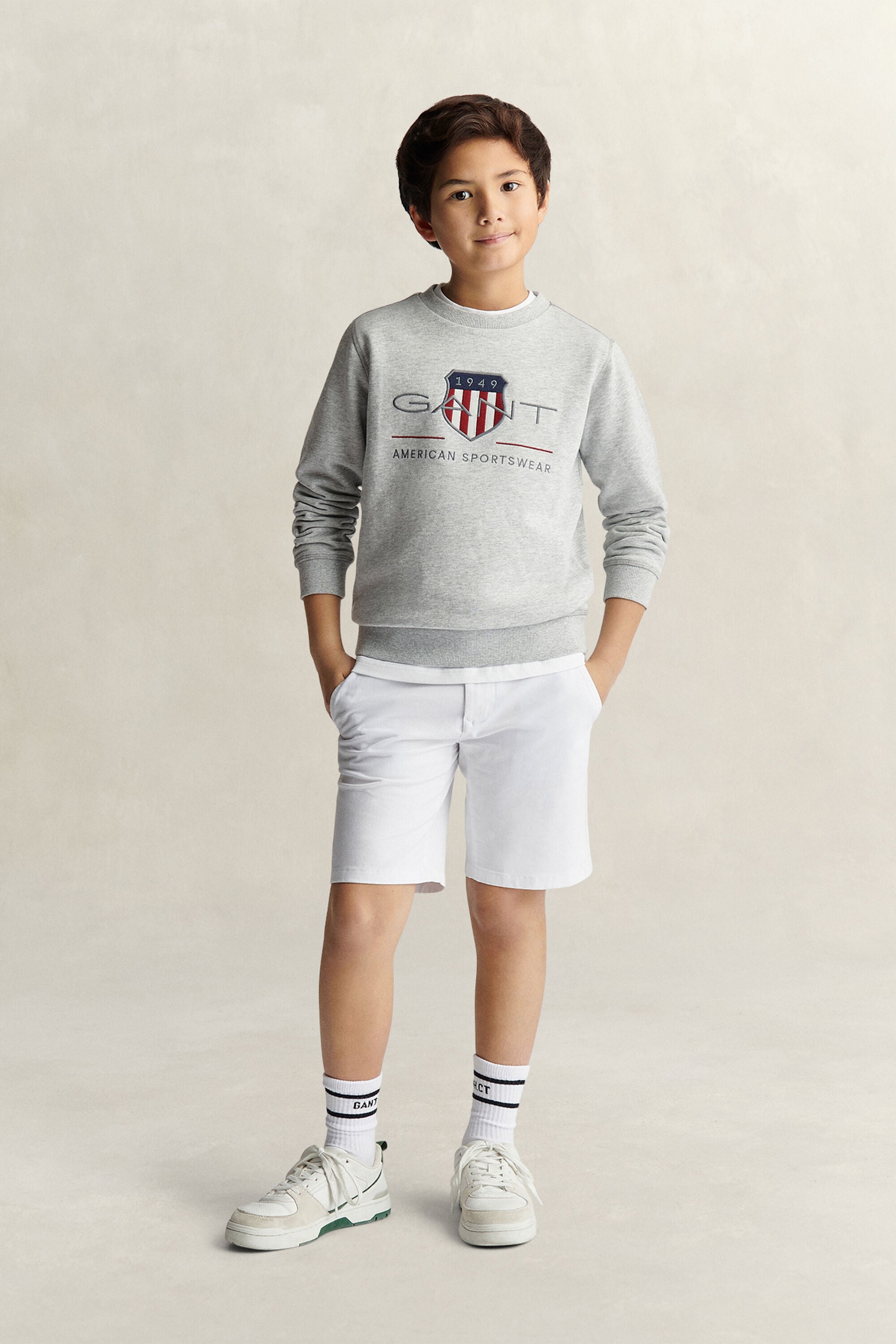 Sweat-shirt avec écusson issu des archives Ado