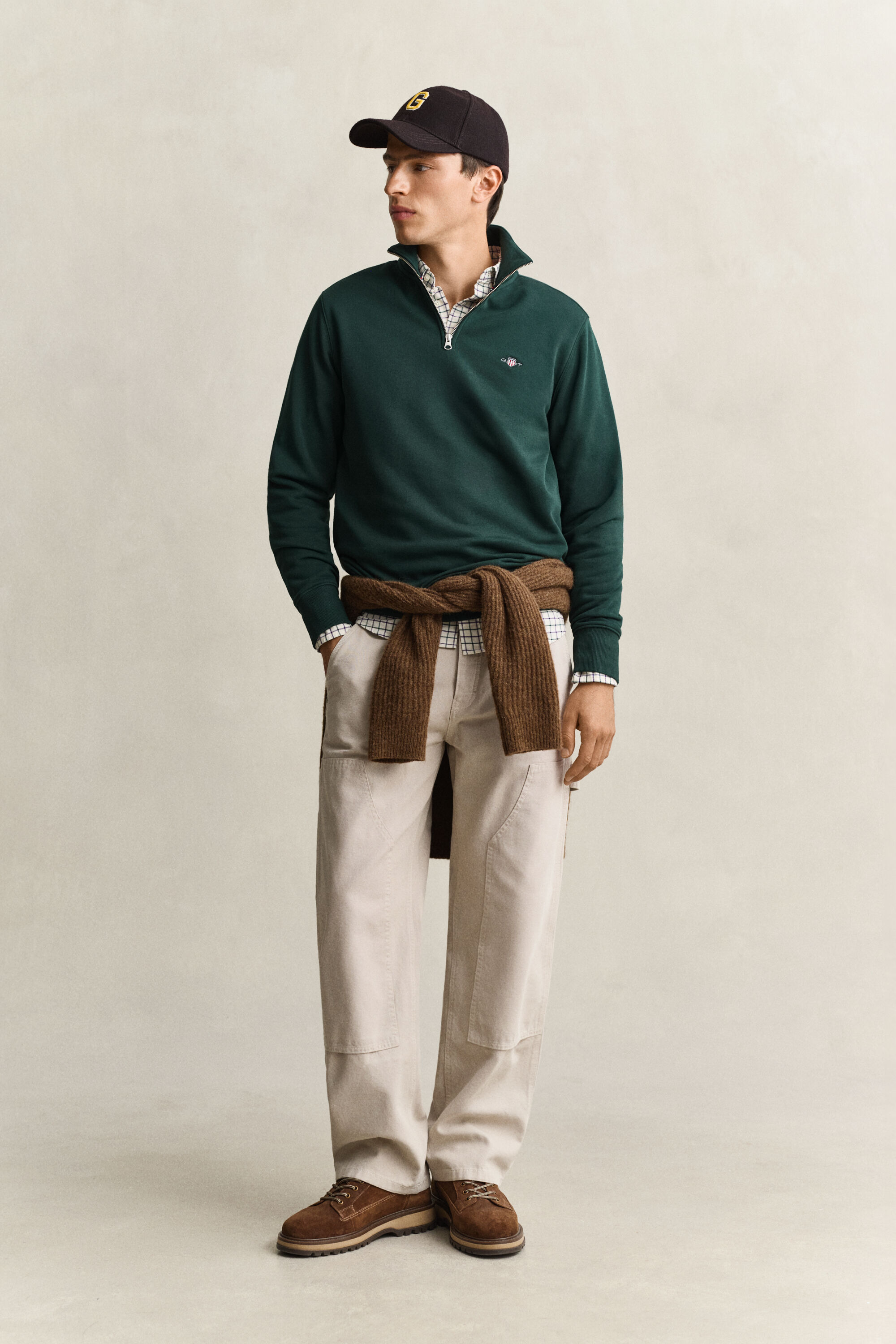 Sweat-shirt à demi-zip avec écusson