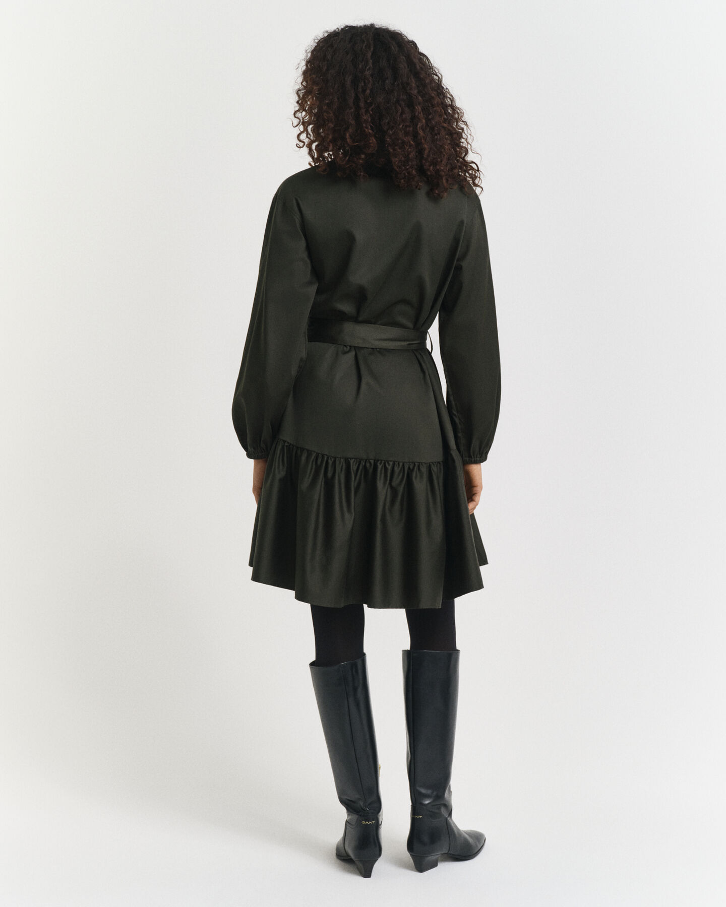 Robe en satin de coton à manches longues