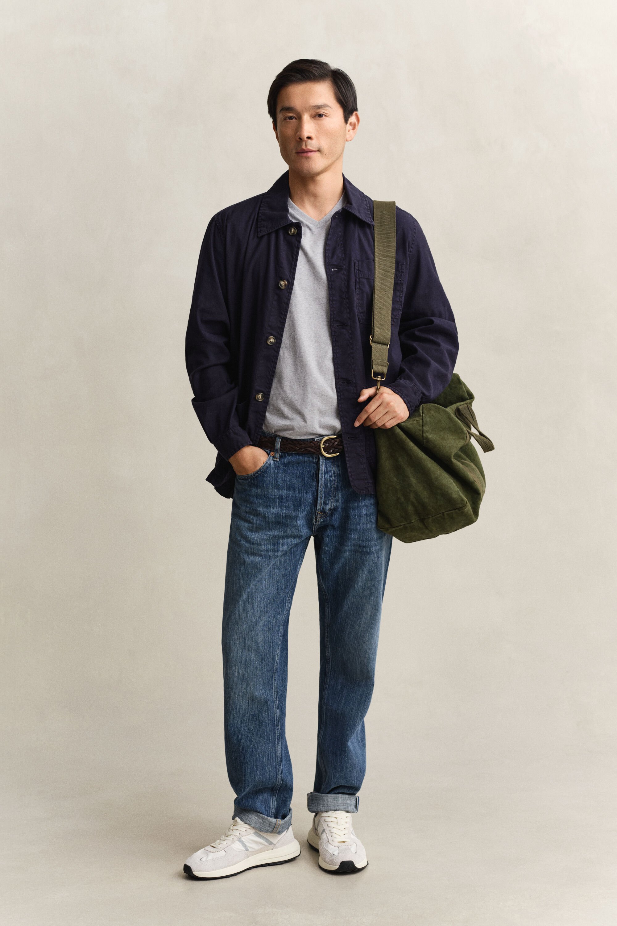 T-shirt col V coupe slim Shield