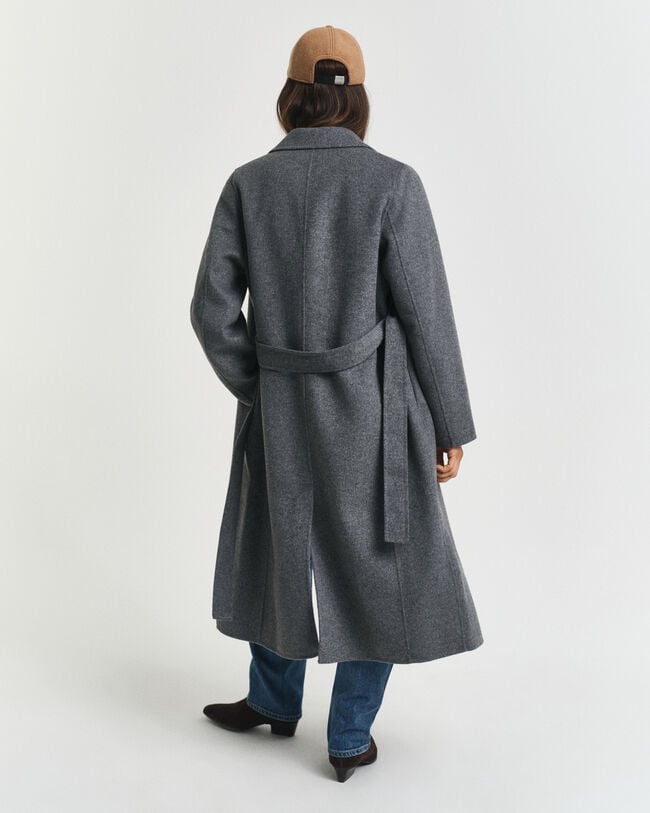 Manteau cousu main avec ceinture