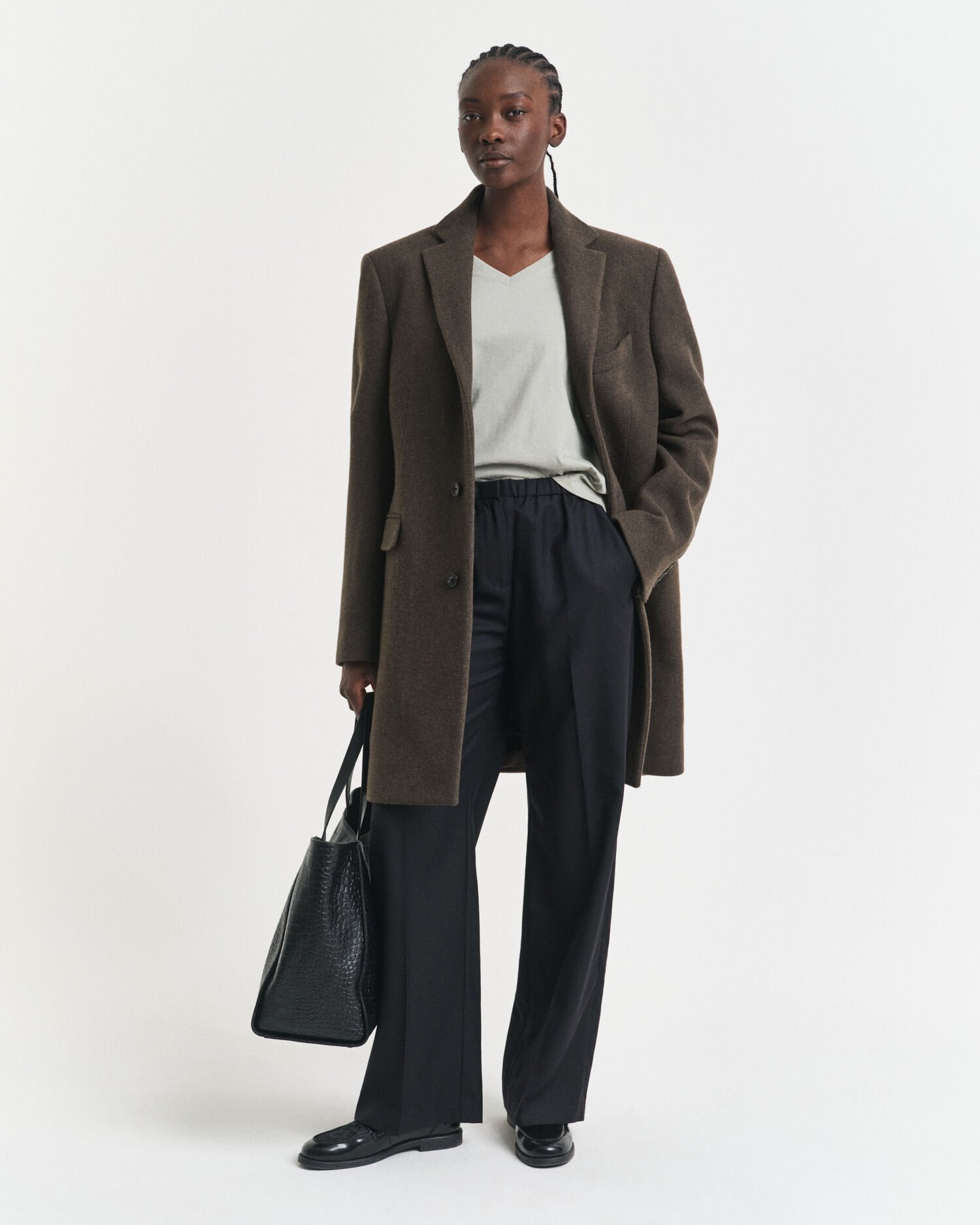 T-shirt col V Shield