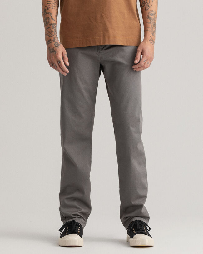 Pantalon chino regular fit en sergé Allister