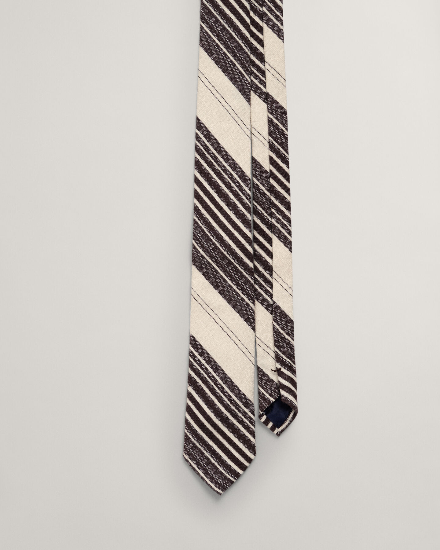 Cravate en soie à rayures Raw
