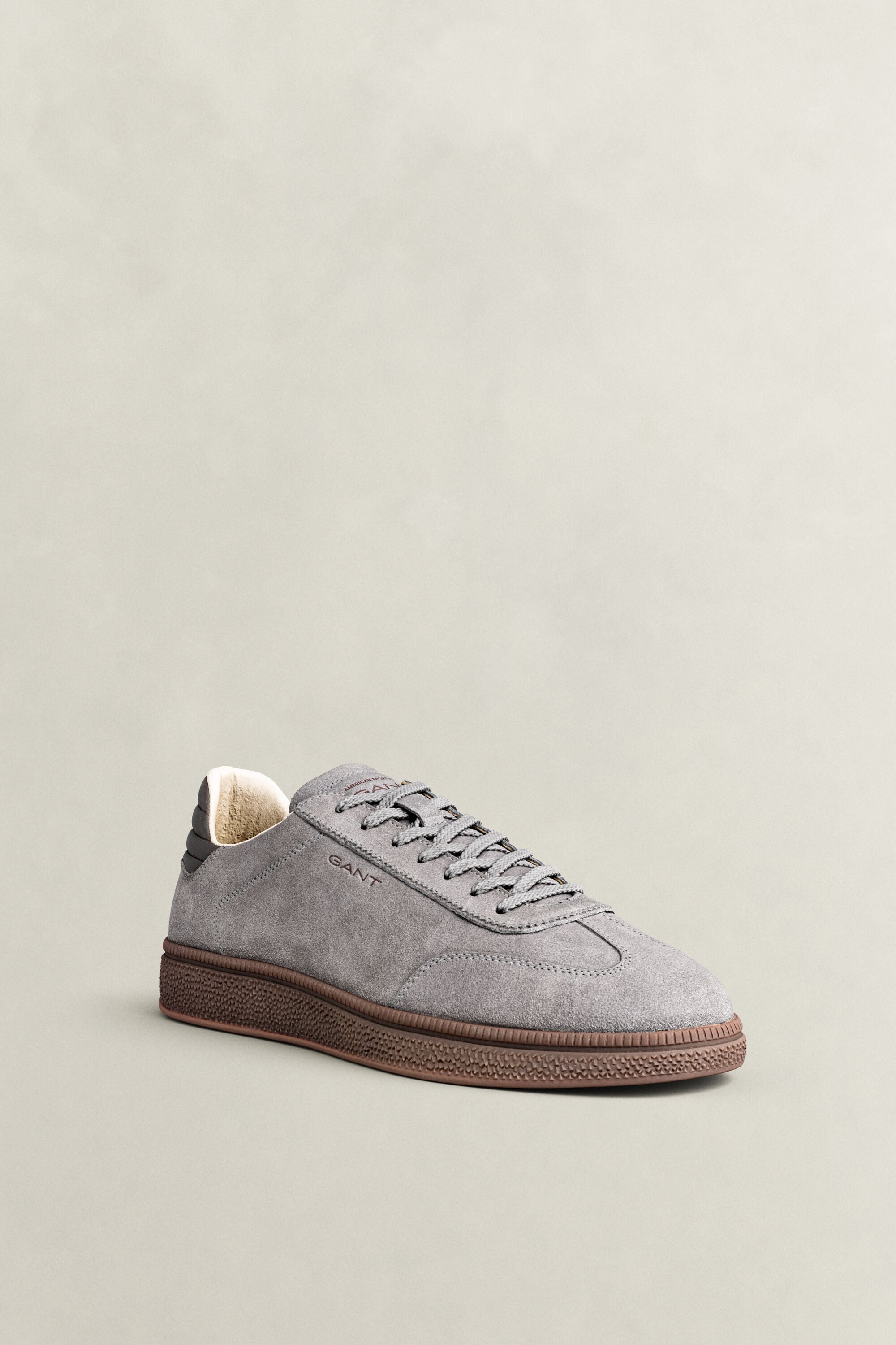 Baskets en daim Cuzmo