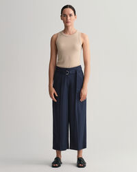 Pantalon court &agrave; jambes larges avec ceinture