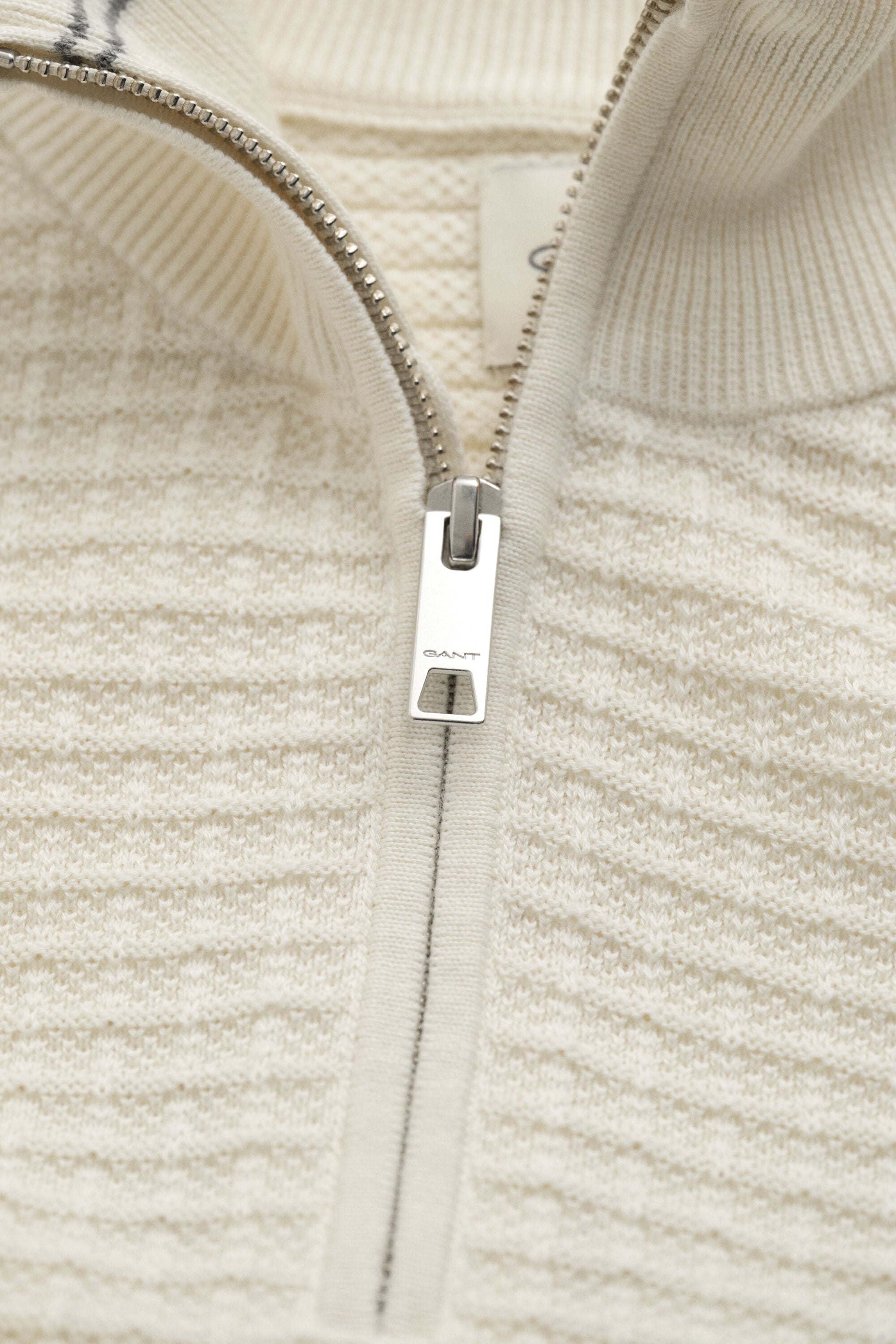 Pull à demi-zip texturé