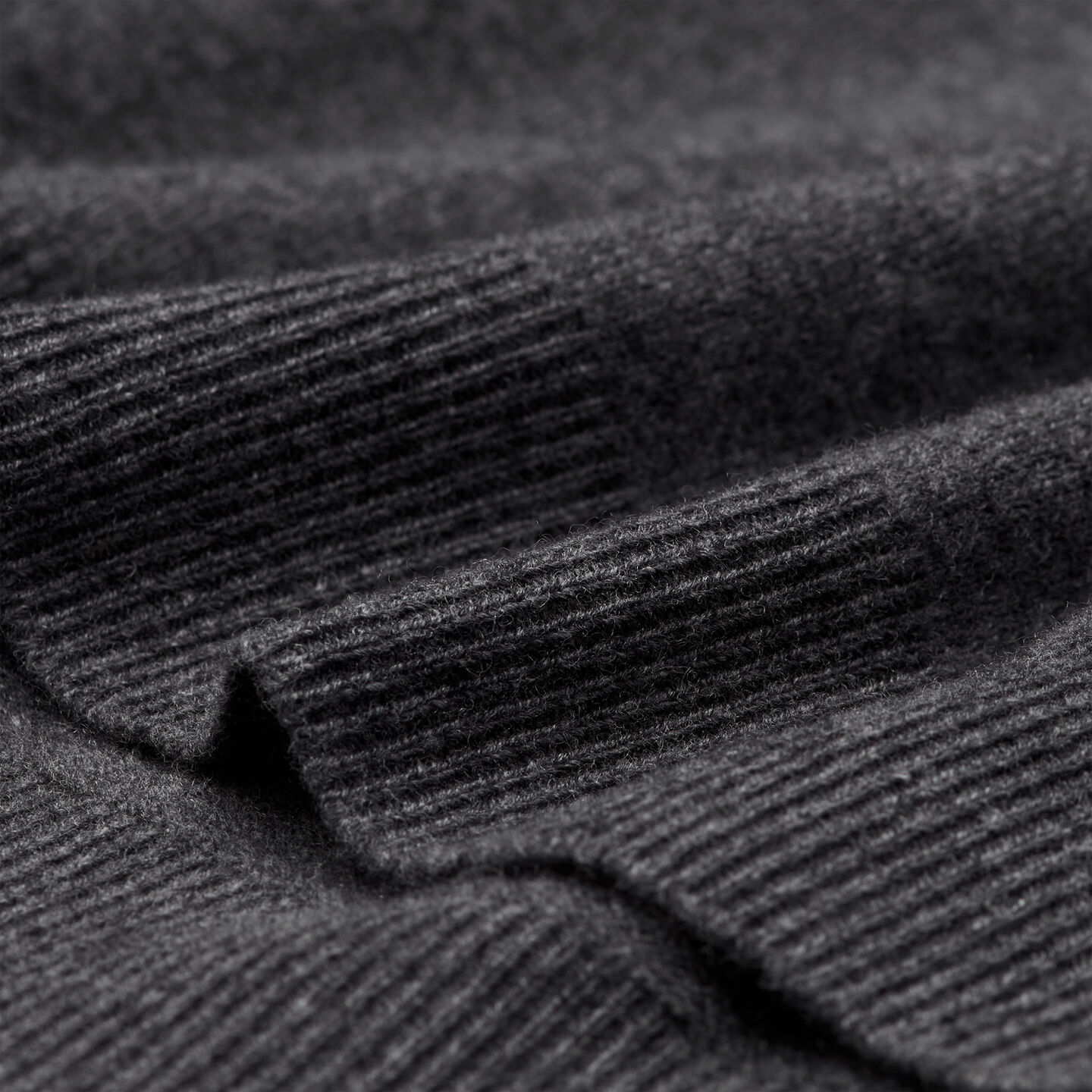 Pull en laine d'agneau ultrafine &agrave; demi-zip