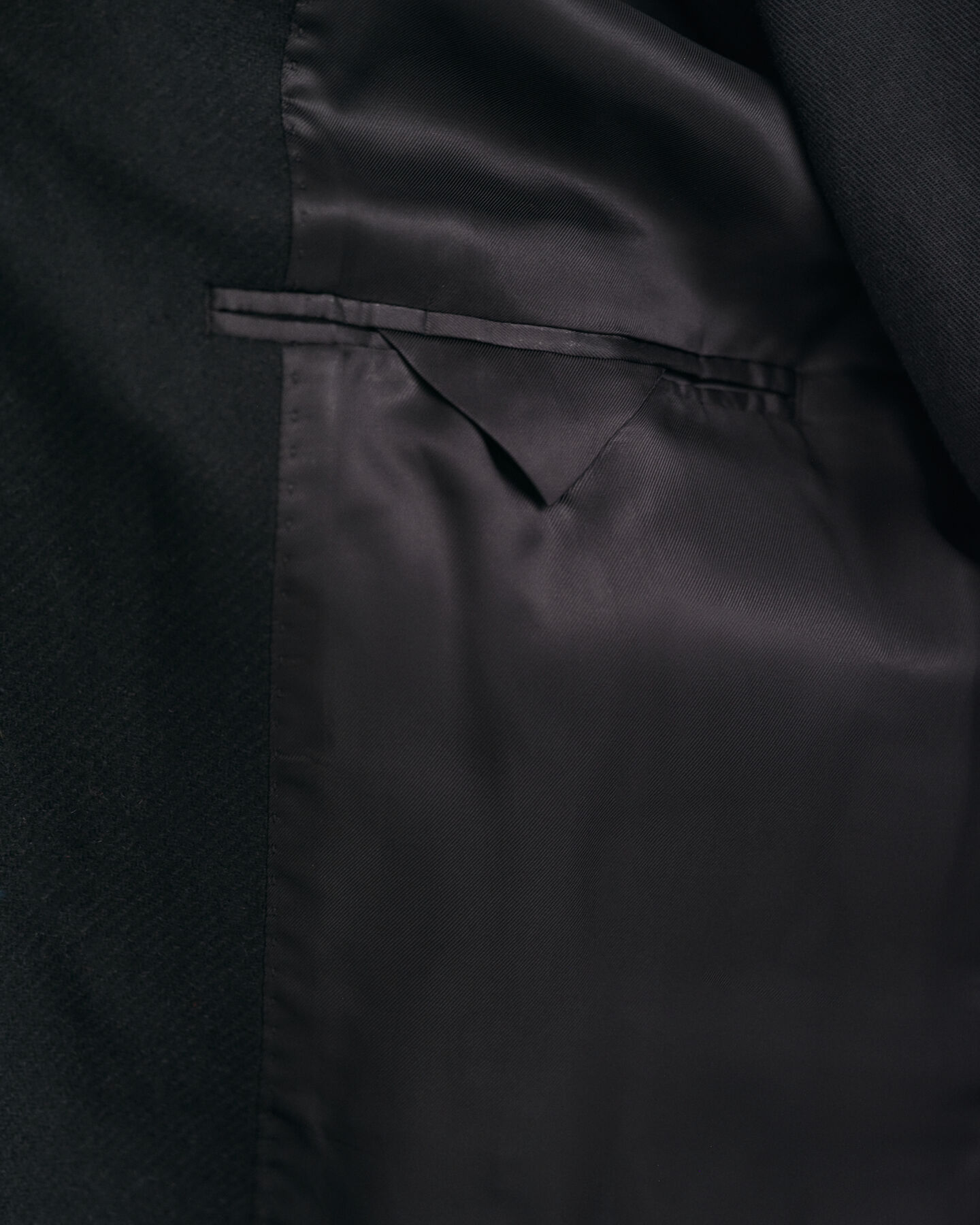 Pardessus ajusté en laine classique