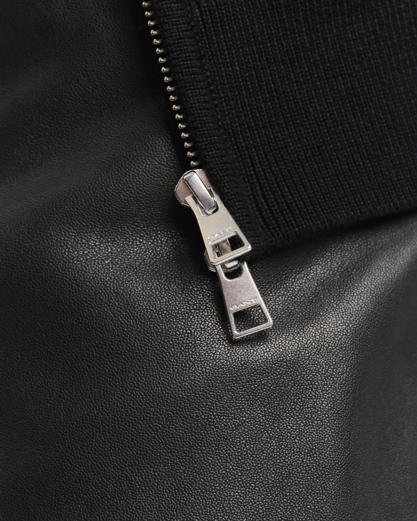 Cardigan zippé en coton Textured