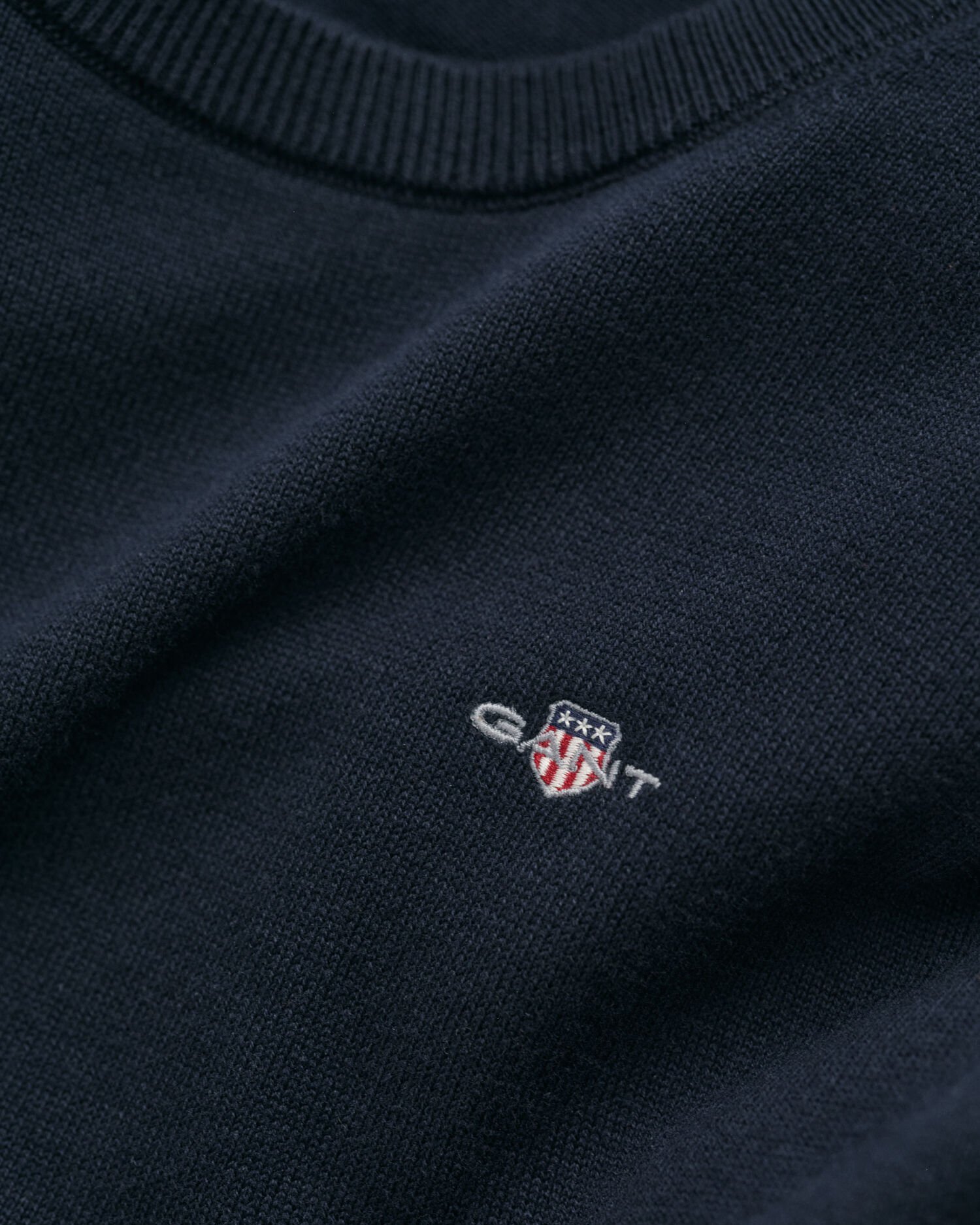 Pull col rond en coton Classic Shield Ado