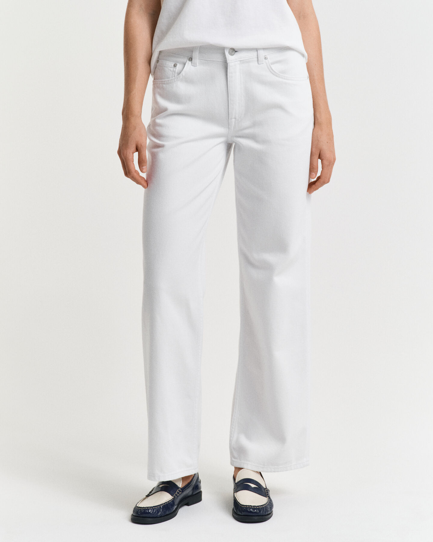 Jean jambes droites coupe décontractée blanc