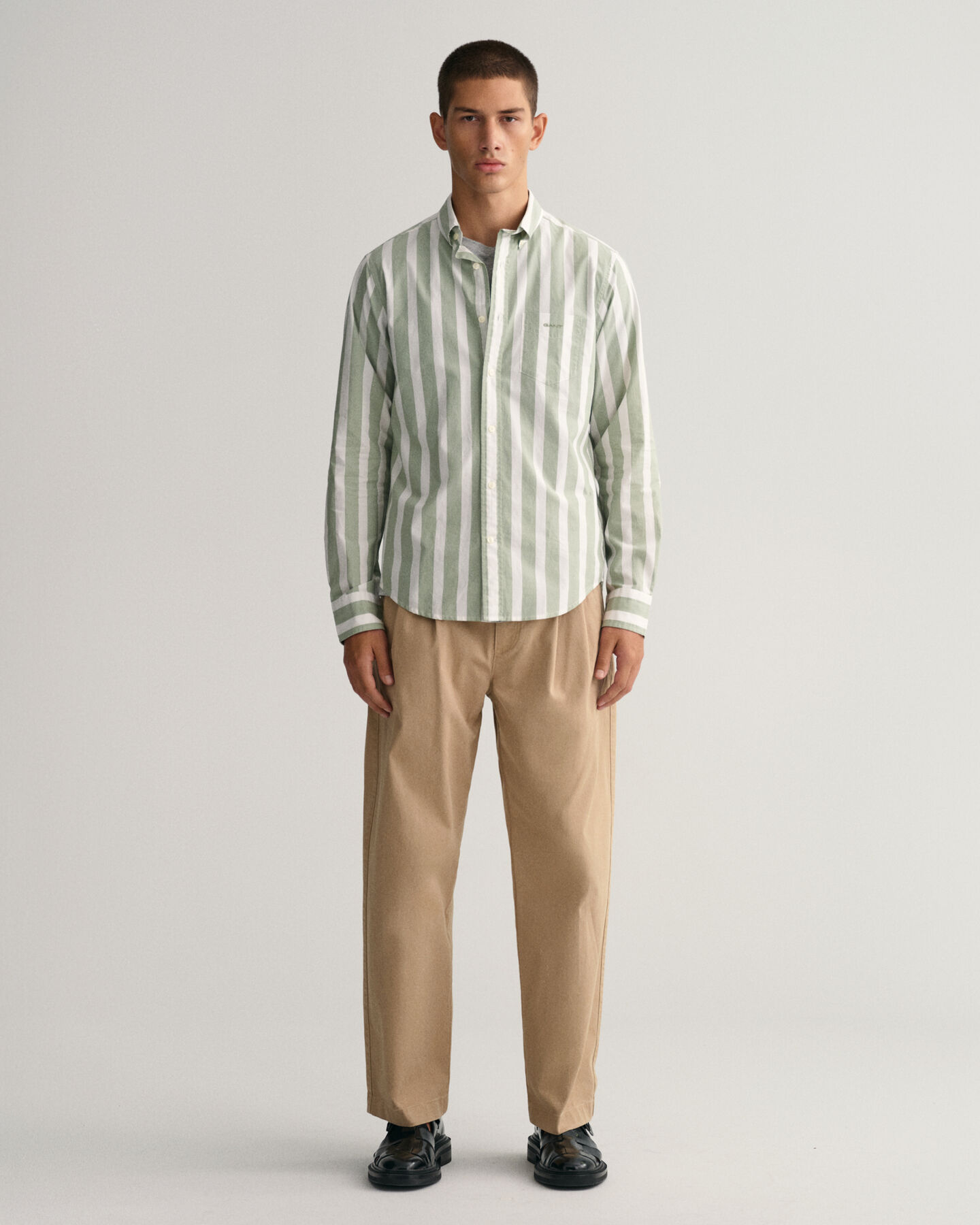 Chemise regular fit en popeline de coton &agrave; larges rayures