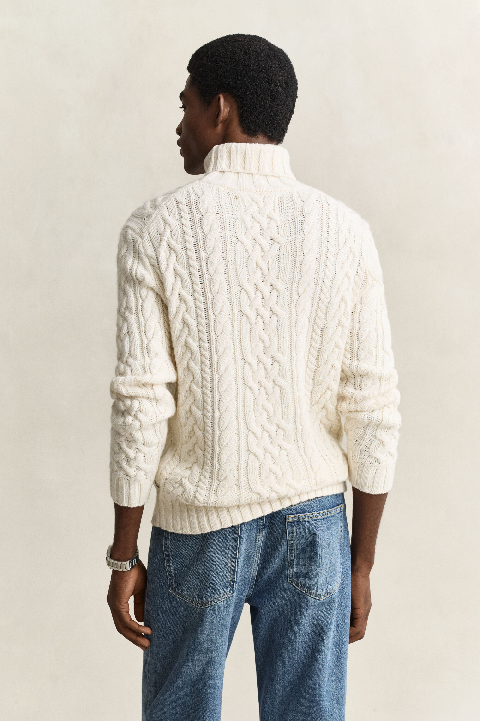 Pull col roulé en laine mélangée