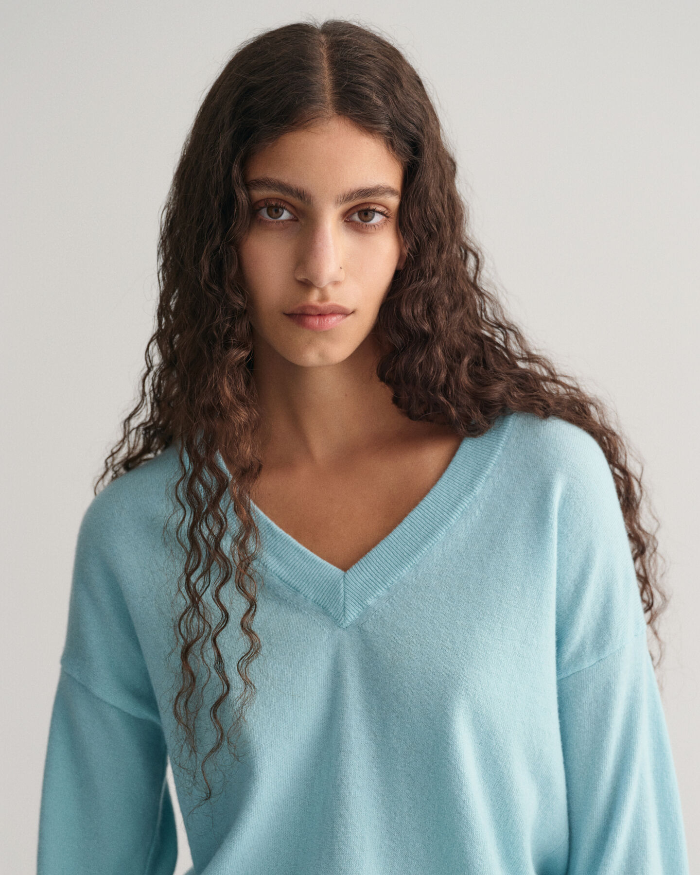 Pull col V en laine d'agneau ultrafine