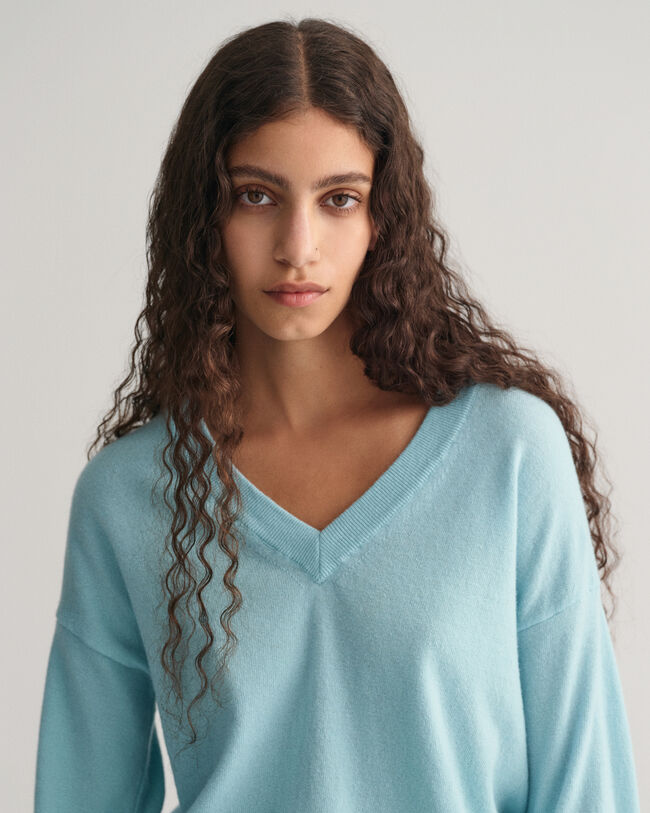 Pull col V en laine d'agneau ultrafine