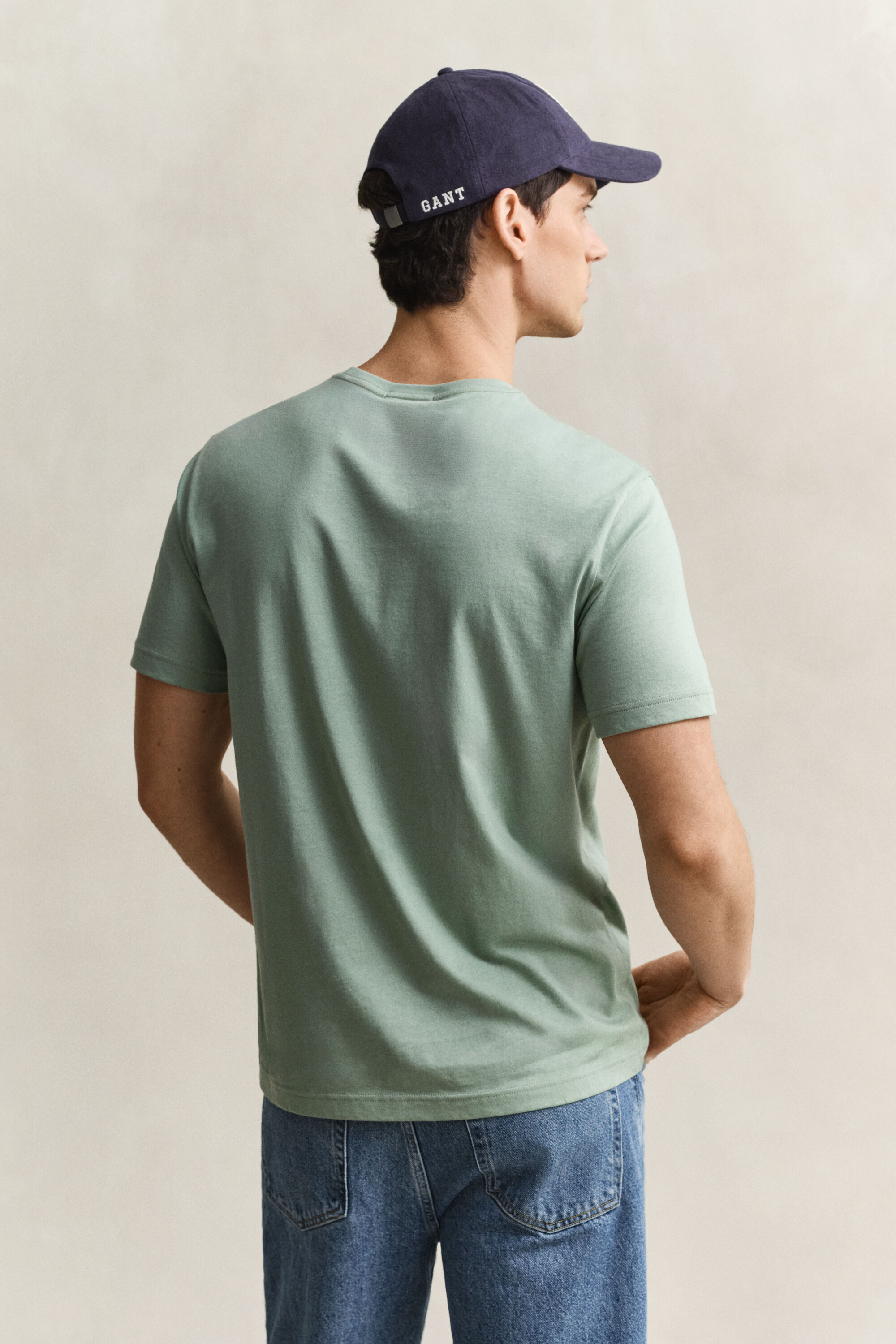 T-shirt coupe regular avec écusson